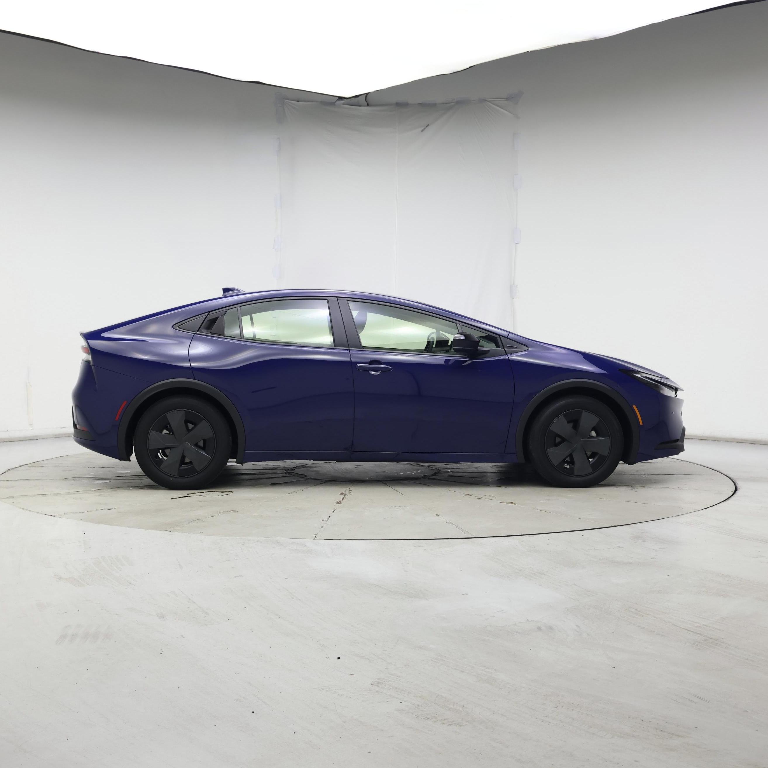 Thumbnail: 2023 Toyota Prius - 7