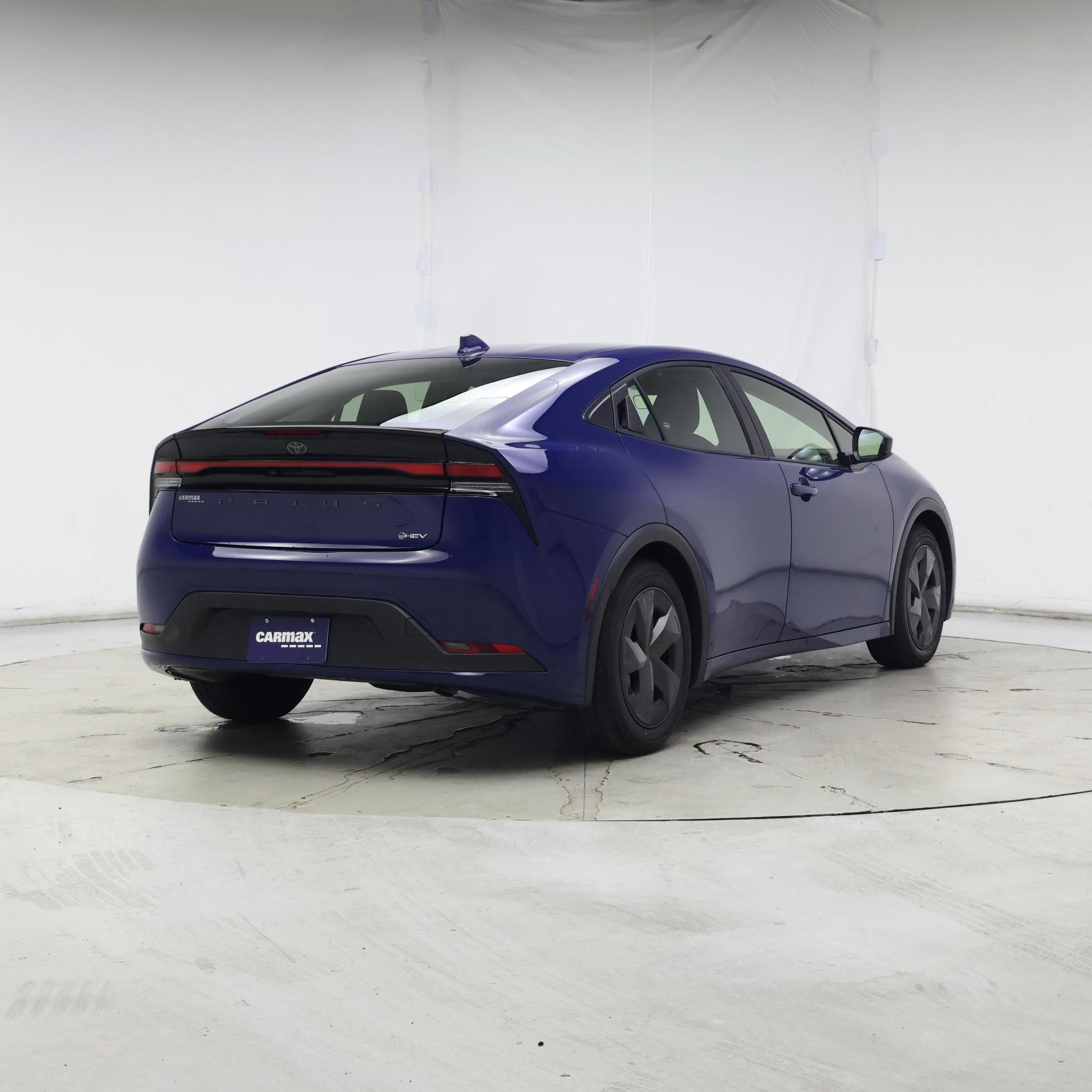 Thumbnail: 2023 Toyota Prius - 8