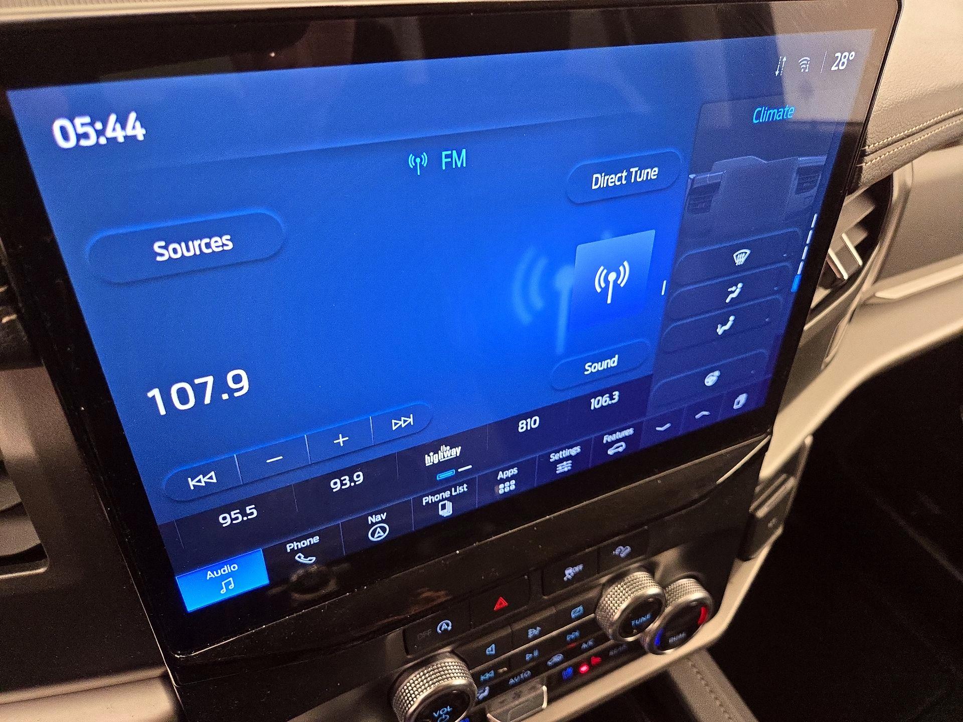 Thumbnail: 2024 Ford Expedition - 16