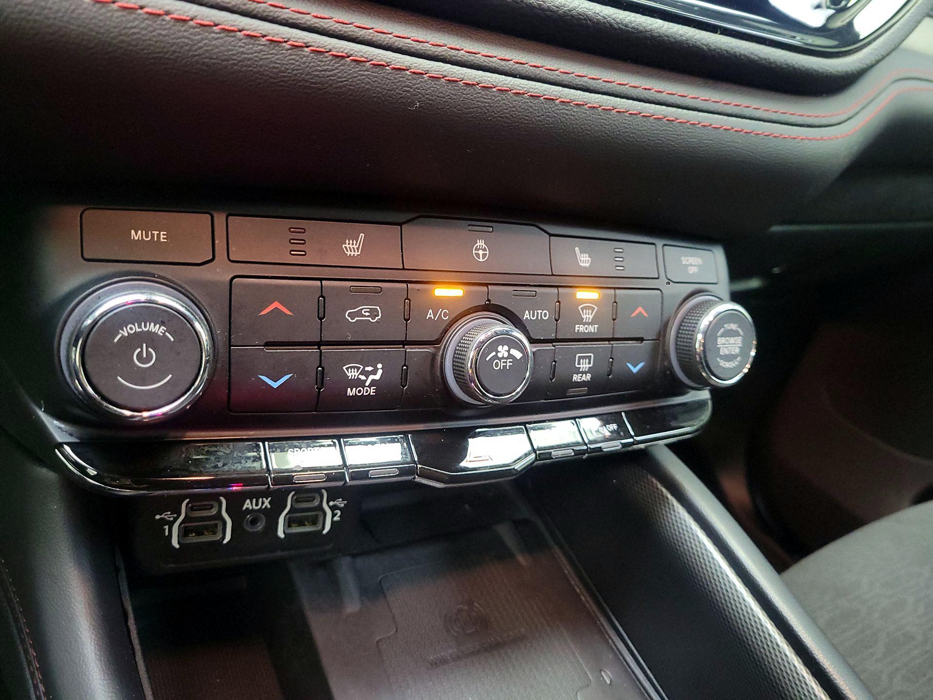 Thumbnail: 2024 Dodge Durango - 17