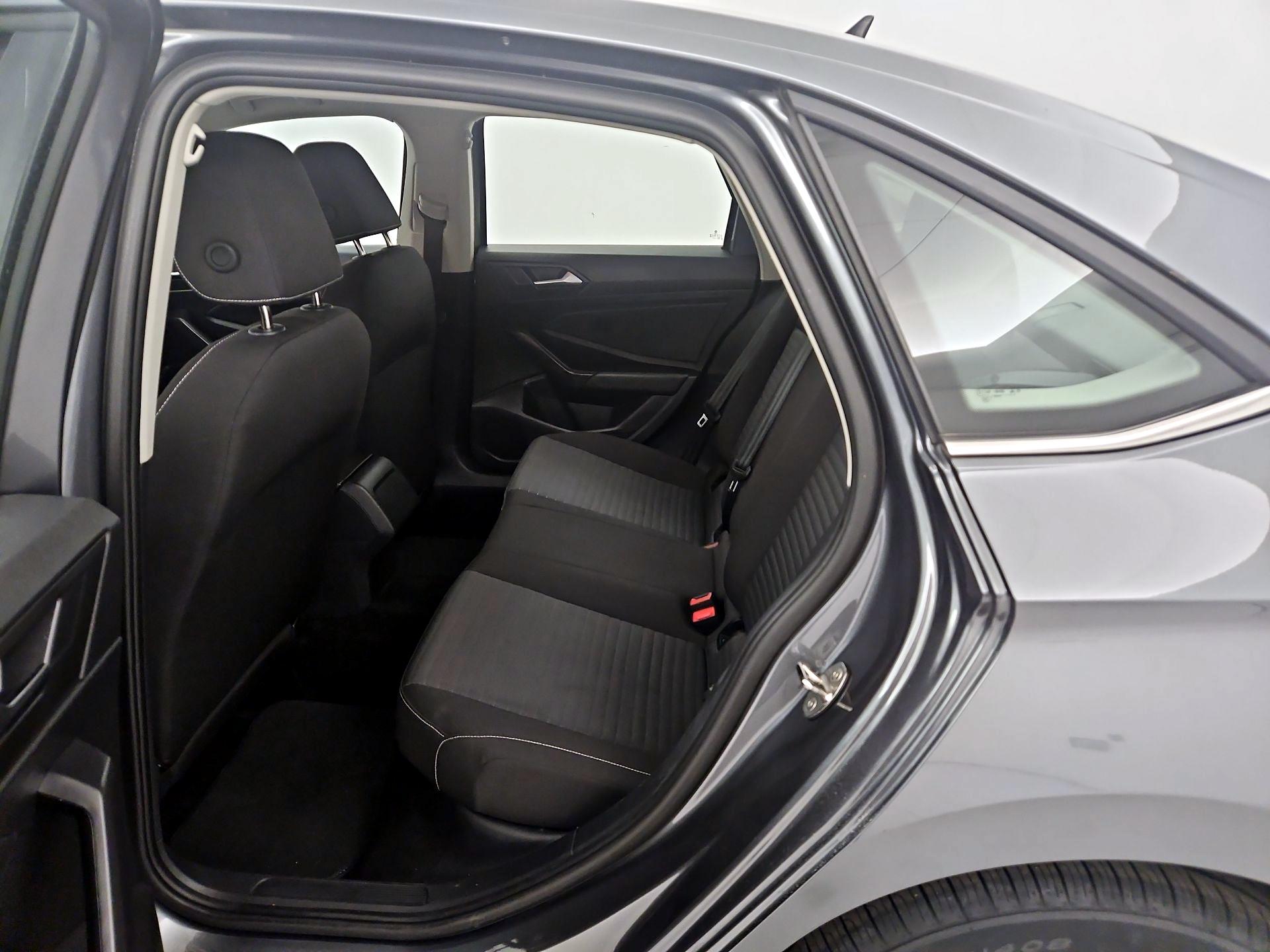 Thumbnail: 2024 Volkswagen Jetta - 19