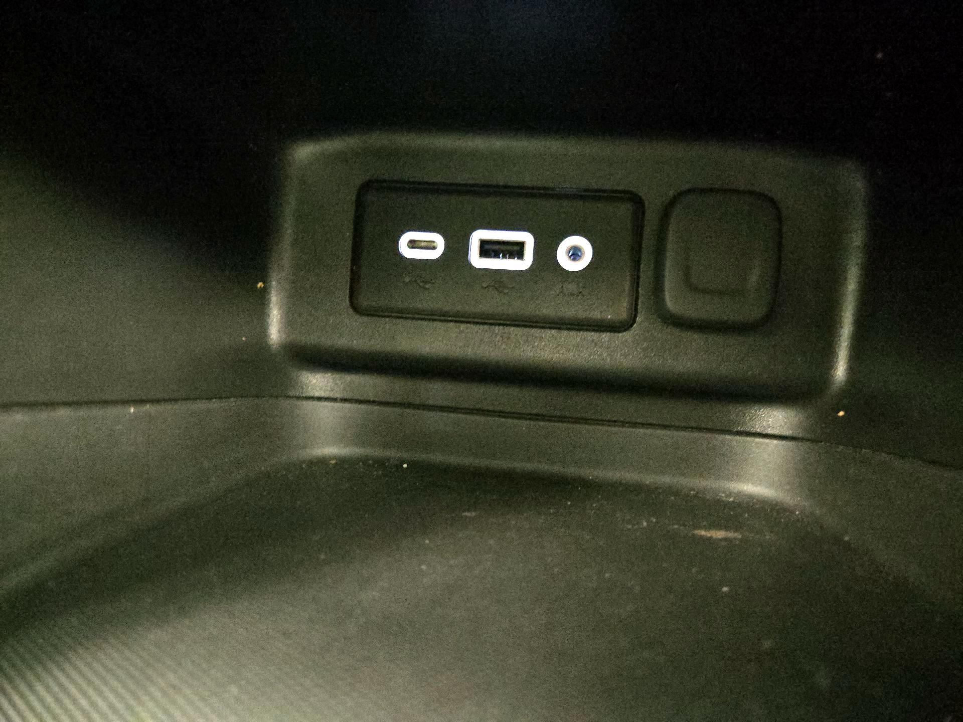 Thumbnail: 2023 Chevrolet Equinox - 19