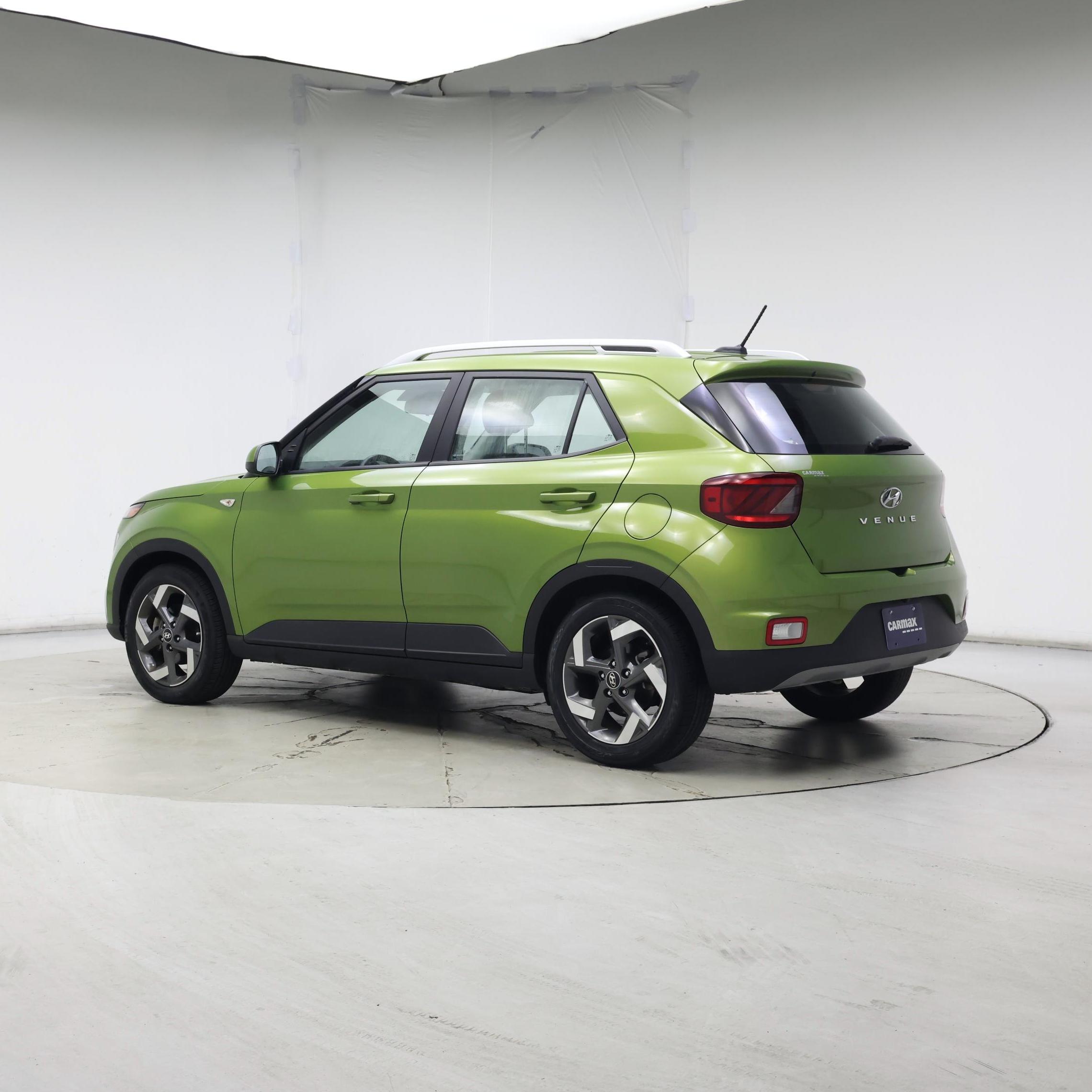 Thumbnail: 2023 Hyundai Venue - 2