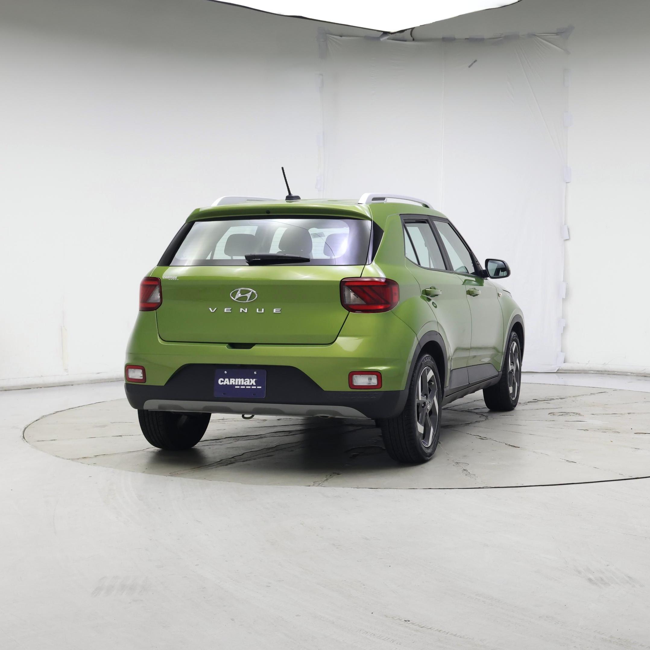 Thumbnail: 2023 Hyundai Venue - 8