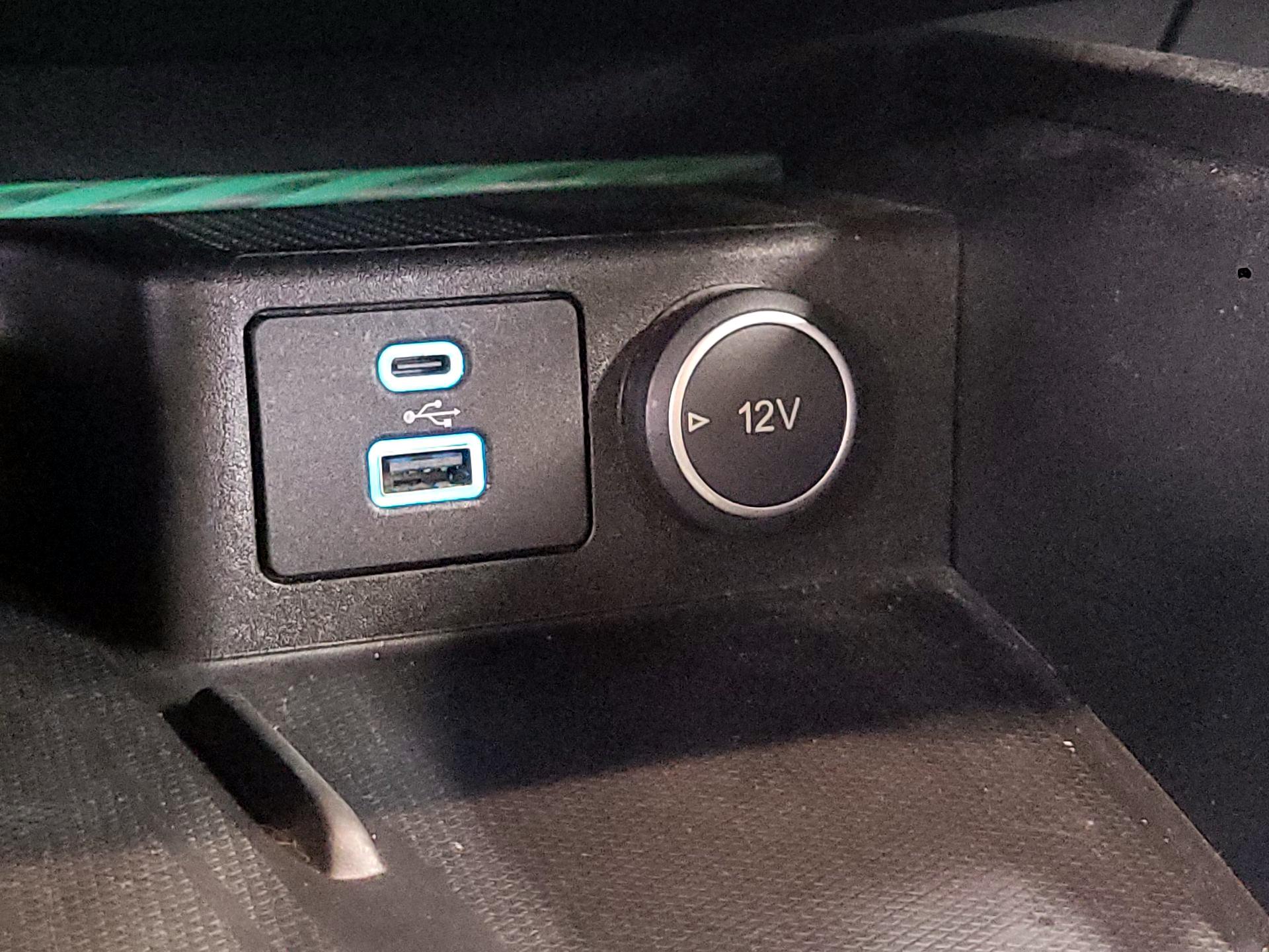 Thumbnail: 2020 Ford Escape - 19