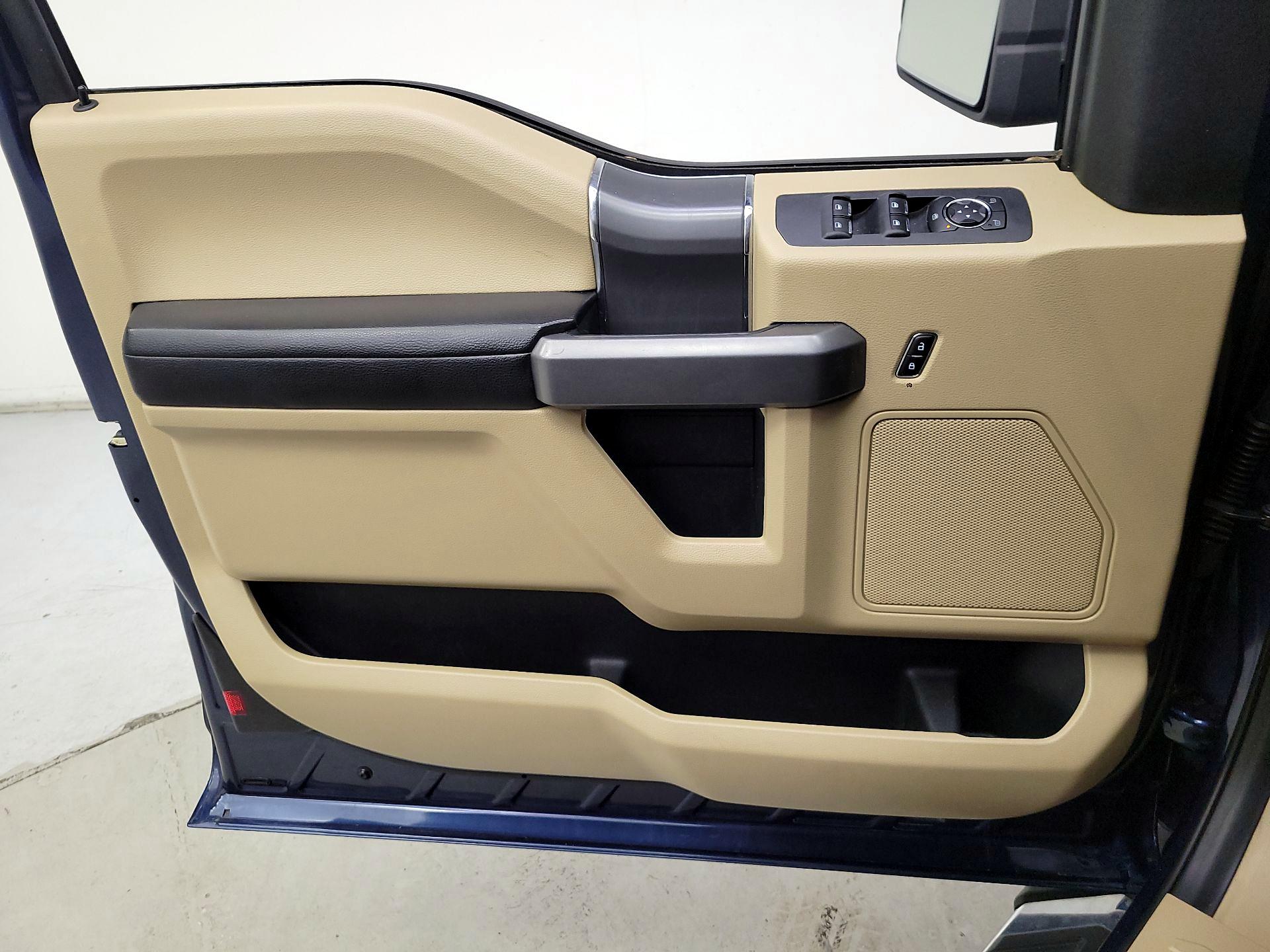 Thumbnail: 2015 Ford F-150 - 12