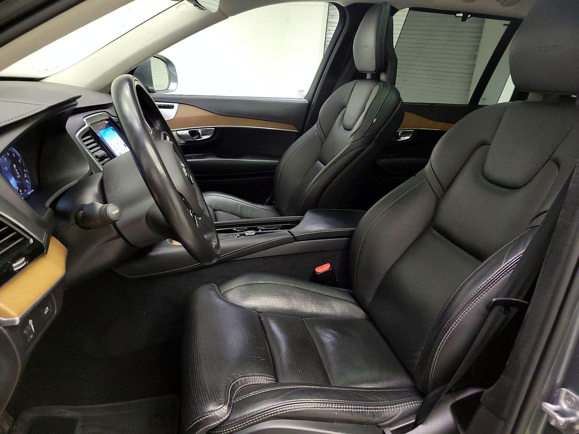 Thumbnail: 2020 Volvo XC90 - 11