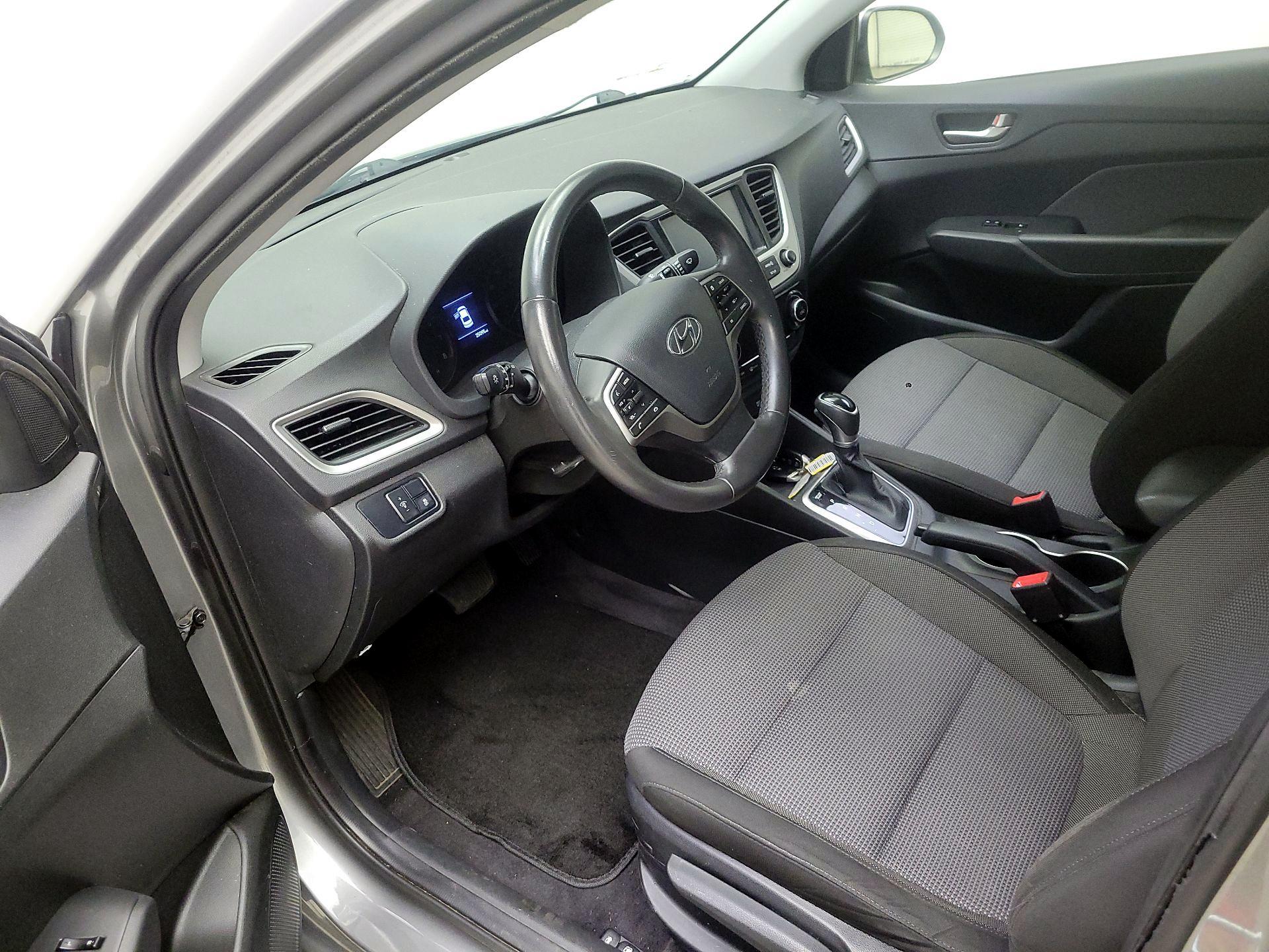 Thumbnail: 2022 Hyundai Accent - 11