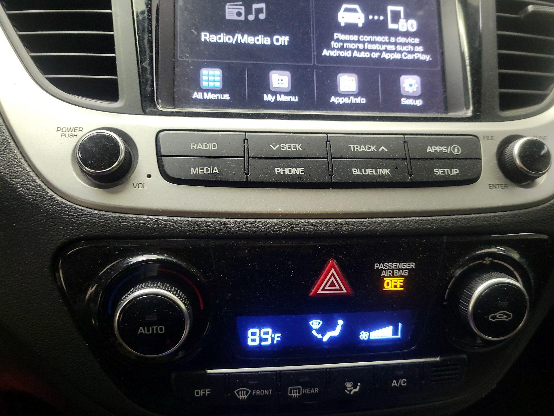 Thumbnail: 2022 Hyundai Accent - 16