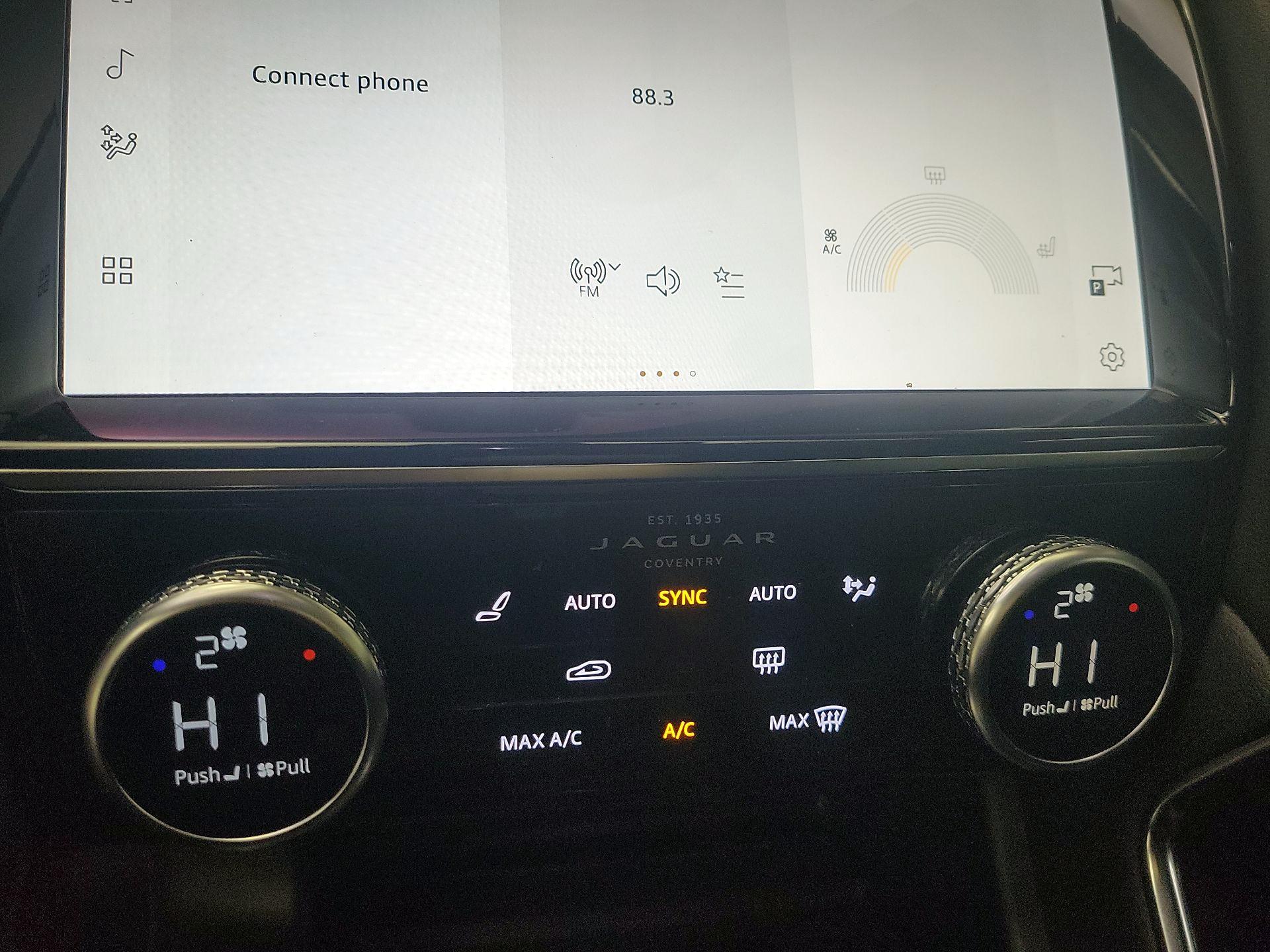 Thumbnail: 2021 Jaguar E-Pace - 16