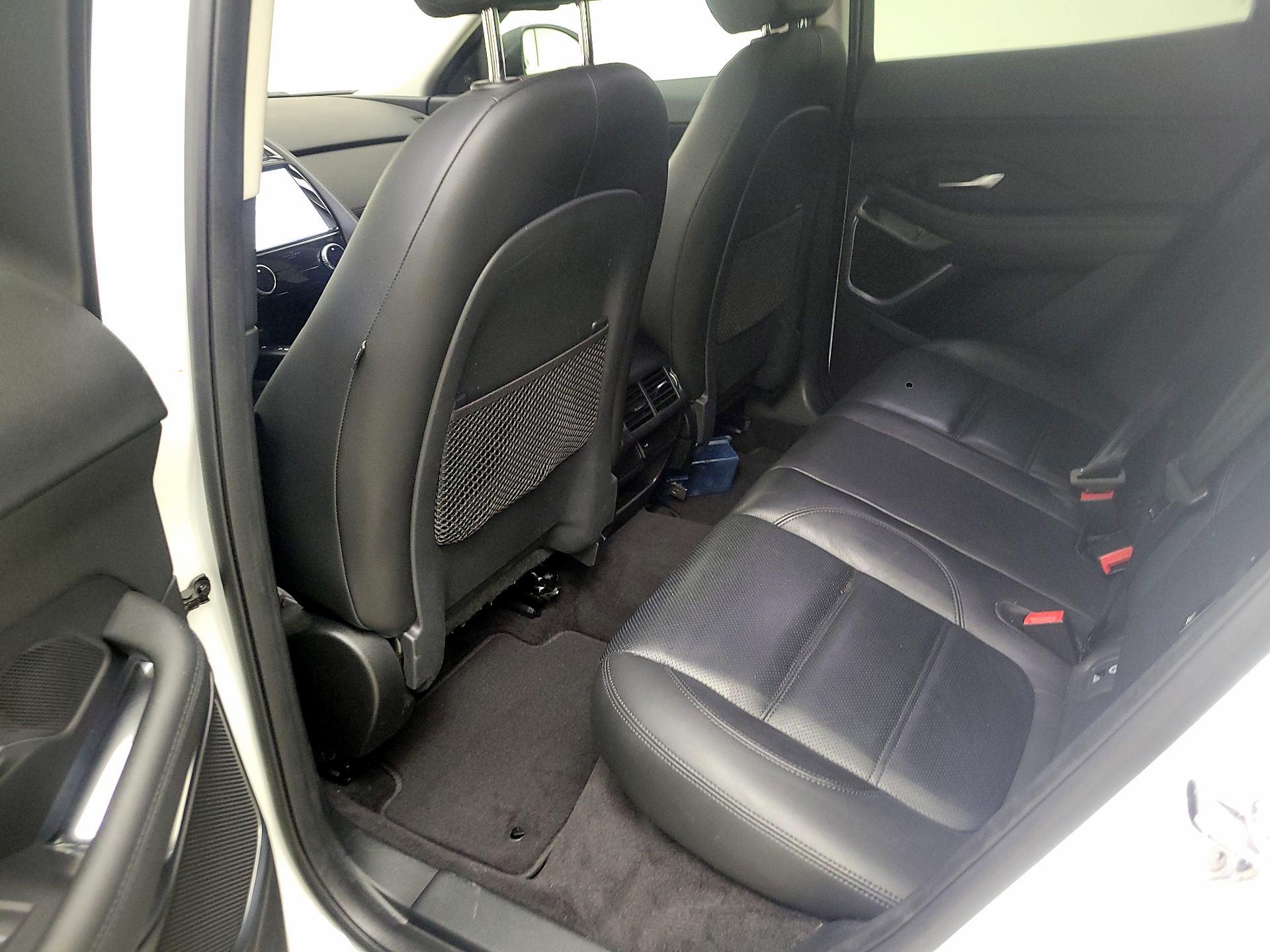 Thumbnail: 2021 Jaguar E-Pace - 19