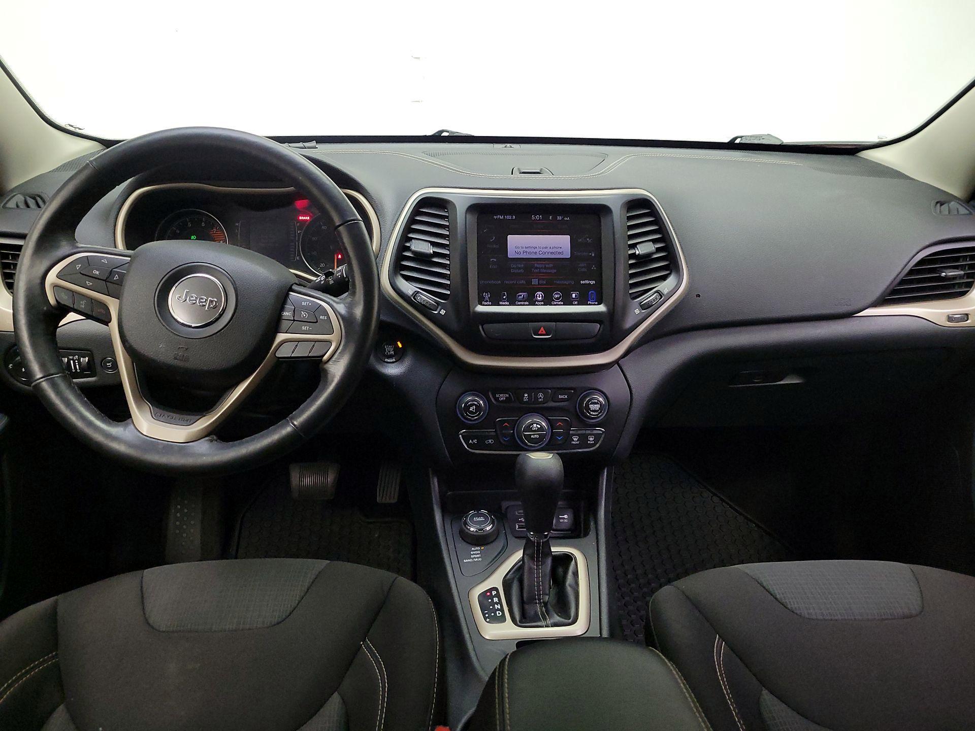 Thumbnail: 2016 Jeep Cherokee - 9