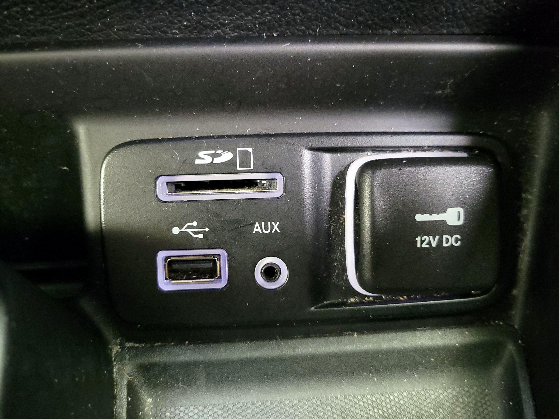 Thumbnail: 2016 Jeep Cherokee - 18