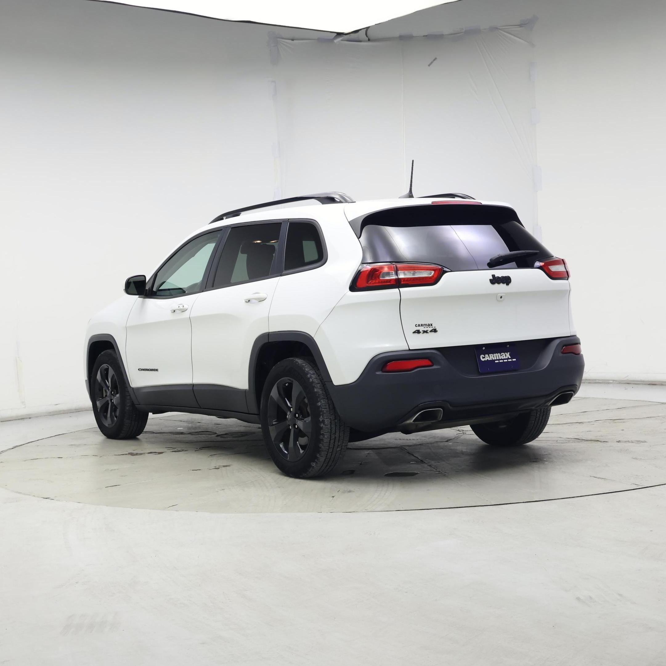 Thumbnail: 2016 Jeep Cherokee - 2