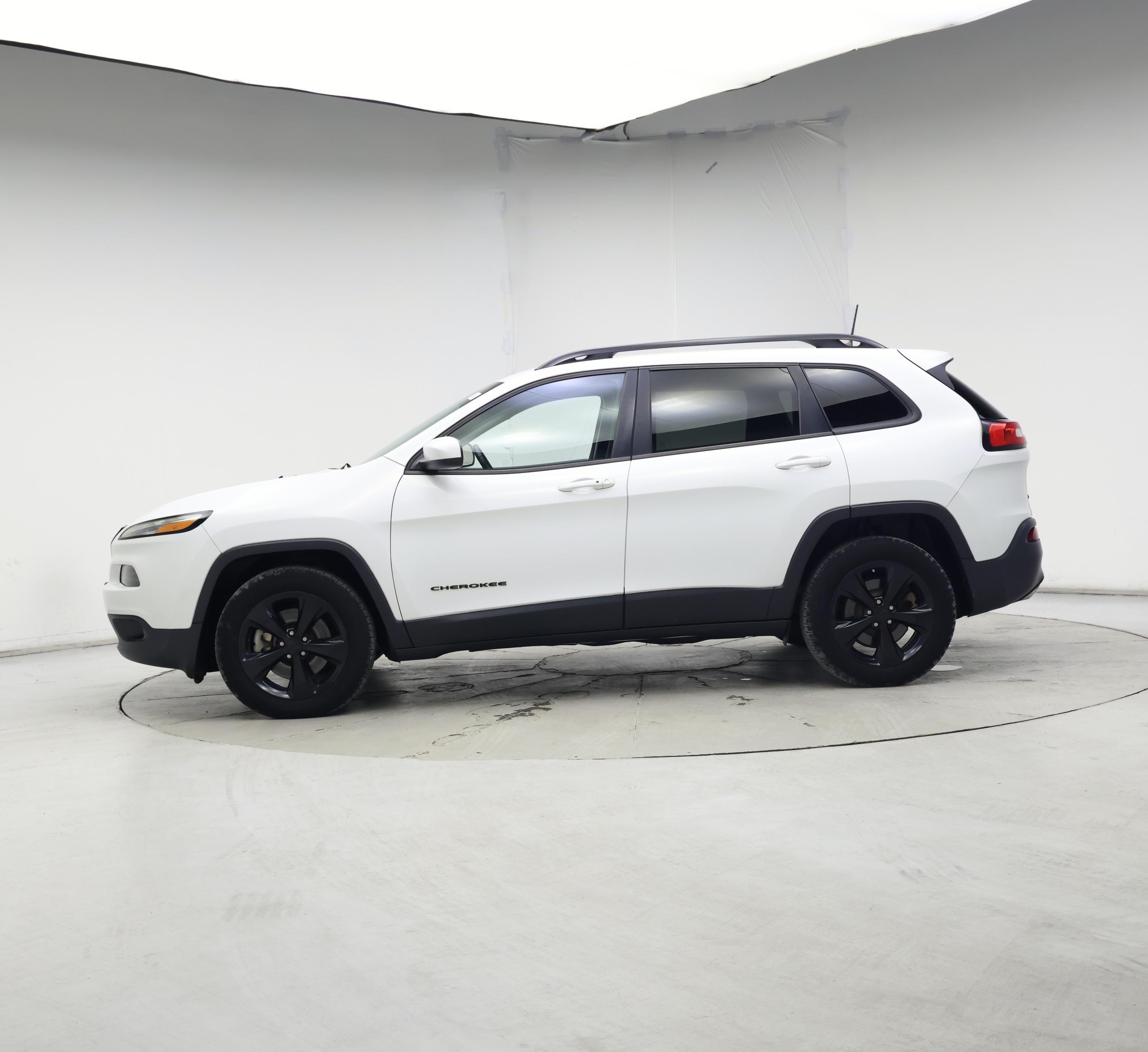 Thumbnail: 2016 Jeep Cherokee - 3