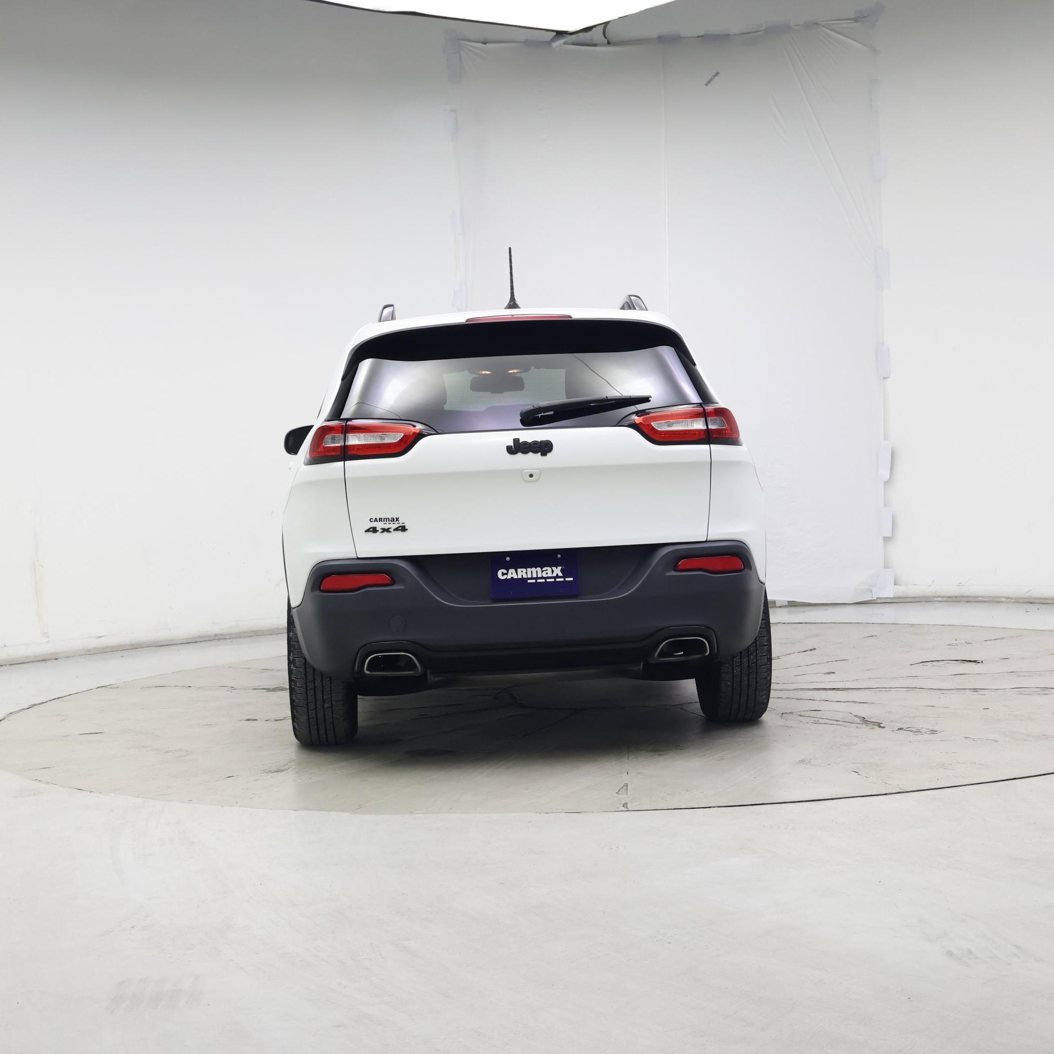 Thumbnail: 2016 Jeep Cherokee - 6