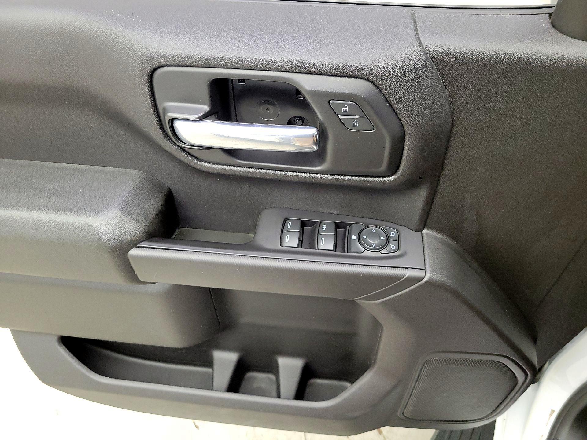 Thumbnail: 2021 Chevrolet Silverado 1500 - 12