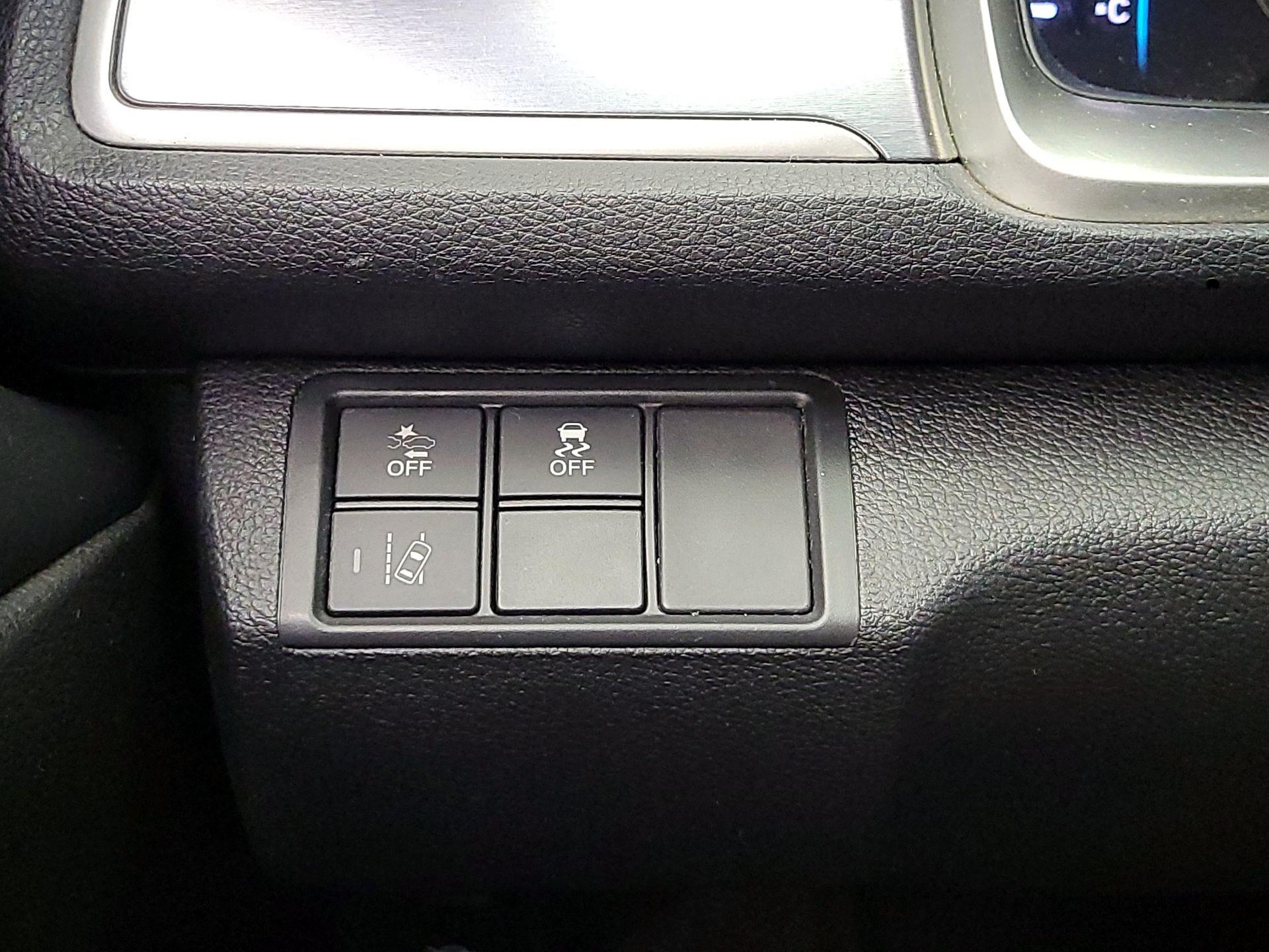 Thumbnail: 2017 Honda Civic - 13