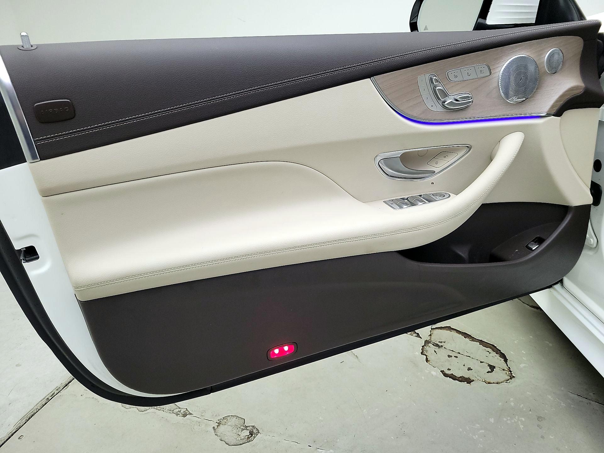 Thumbnail: 2018 Mercedes-Benz E-Class - 12