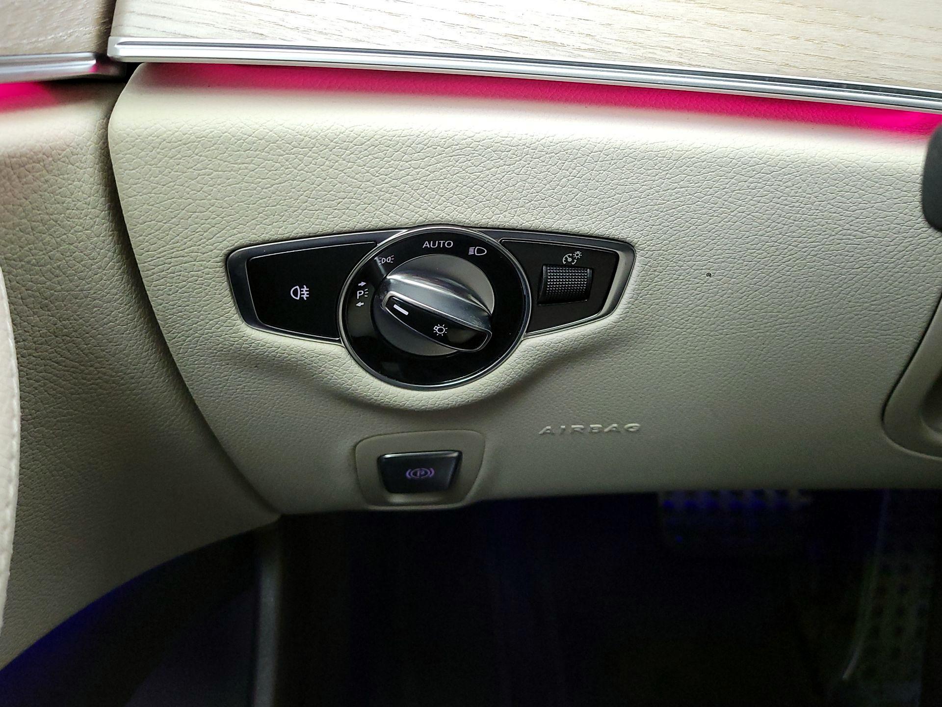 Thumbnail: 2018 Mercedes-Benz E-Class - 13