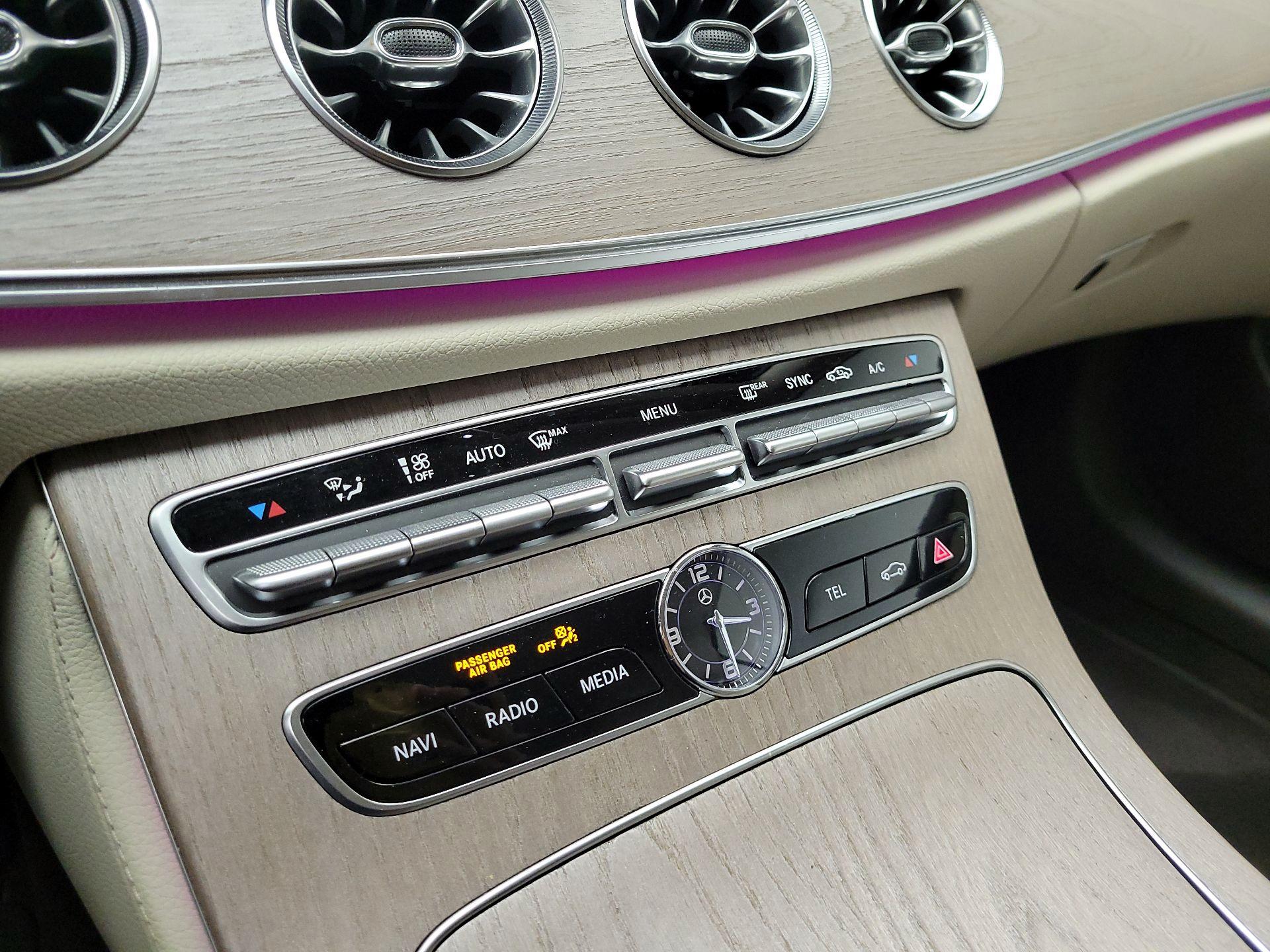 Thumbnail: 2018 Mercedes-Benz E-Class - 16