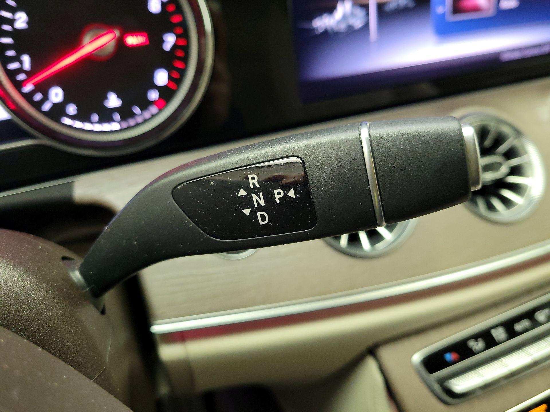 Thumbnail: 2018 Mercedes-Benz E-Class - 17