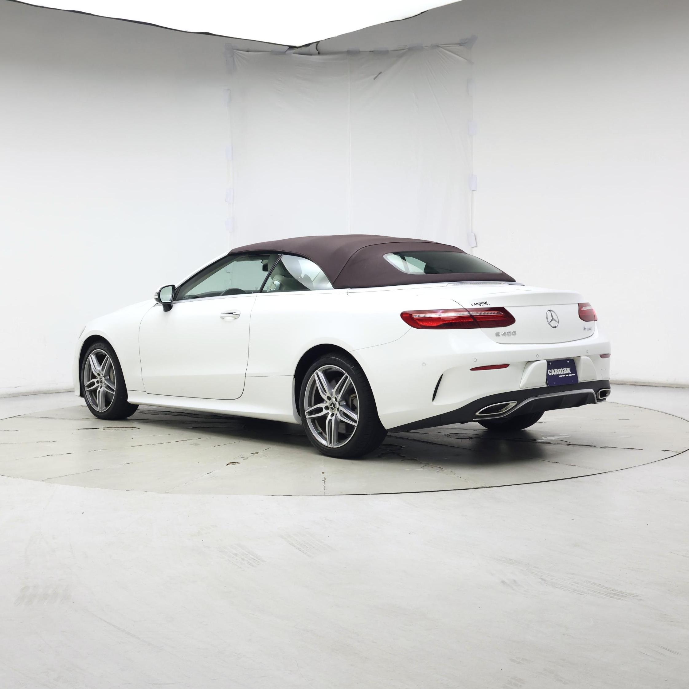 Thumbnail: 2018 Mercedes-Benz E-Class - 2