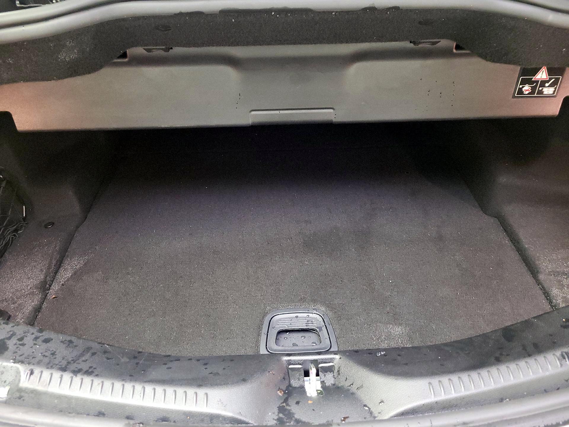 Thumbnail: 2018 Mercedes-Benz E-Class - 20