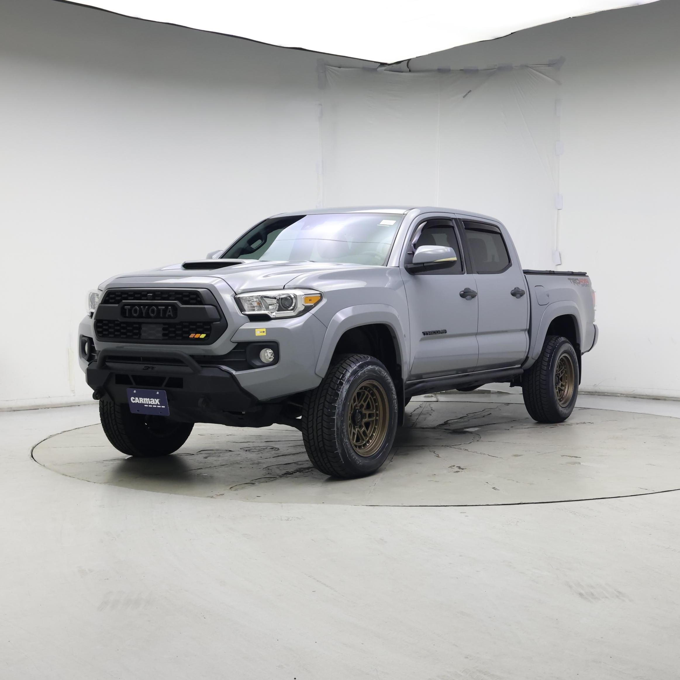 Thumbnail: 2020 Toyota Tacoma - 4