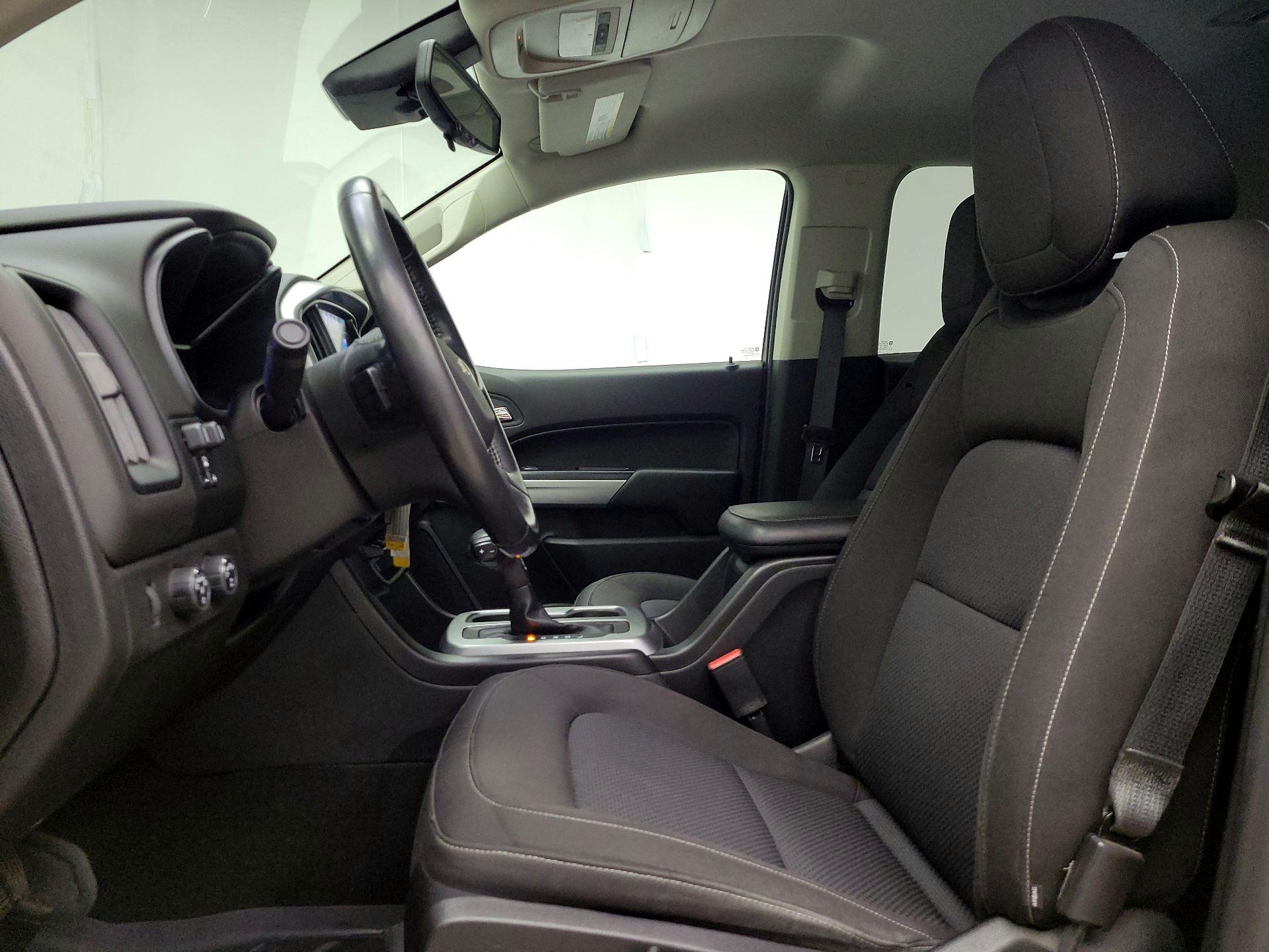 Thumbnail: 2017 Chevrolet Colorado - 11