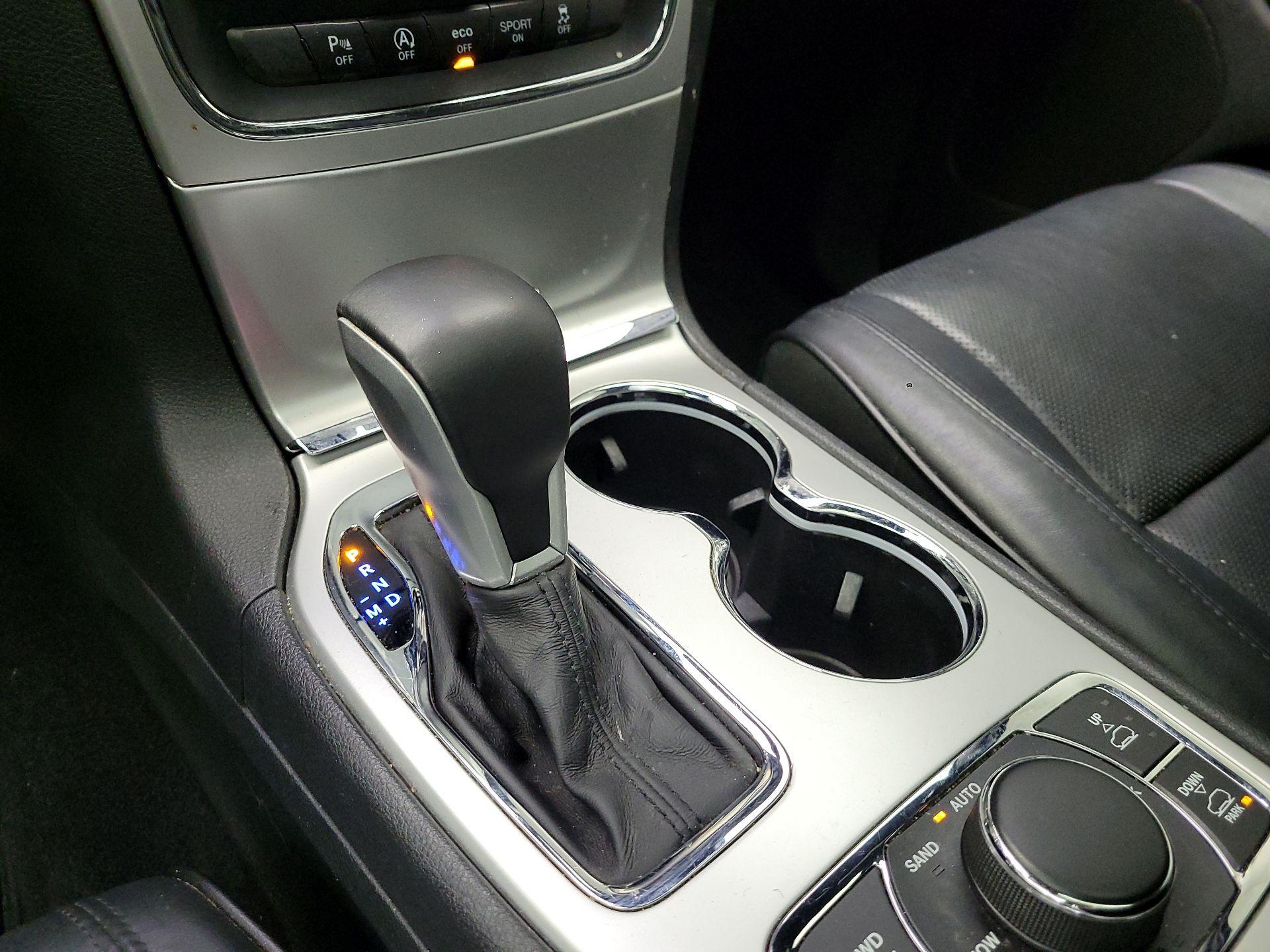 Thumbnail: 2016 Jeep Grand Cherokee - 18