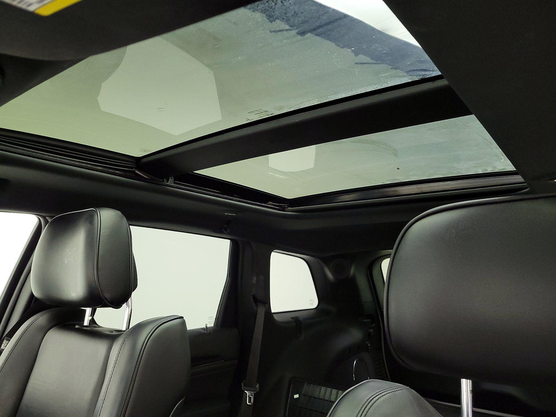 Thumbnail: 2016 Jeep Grand Cherokee - 20