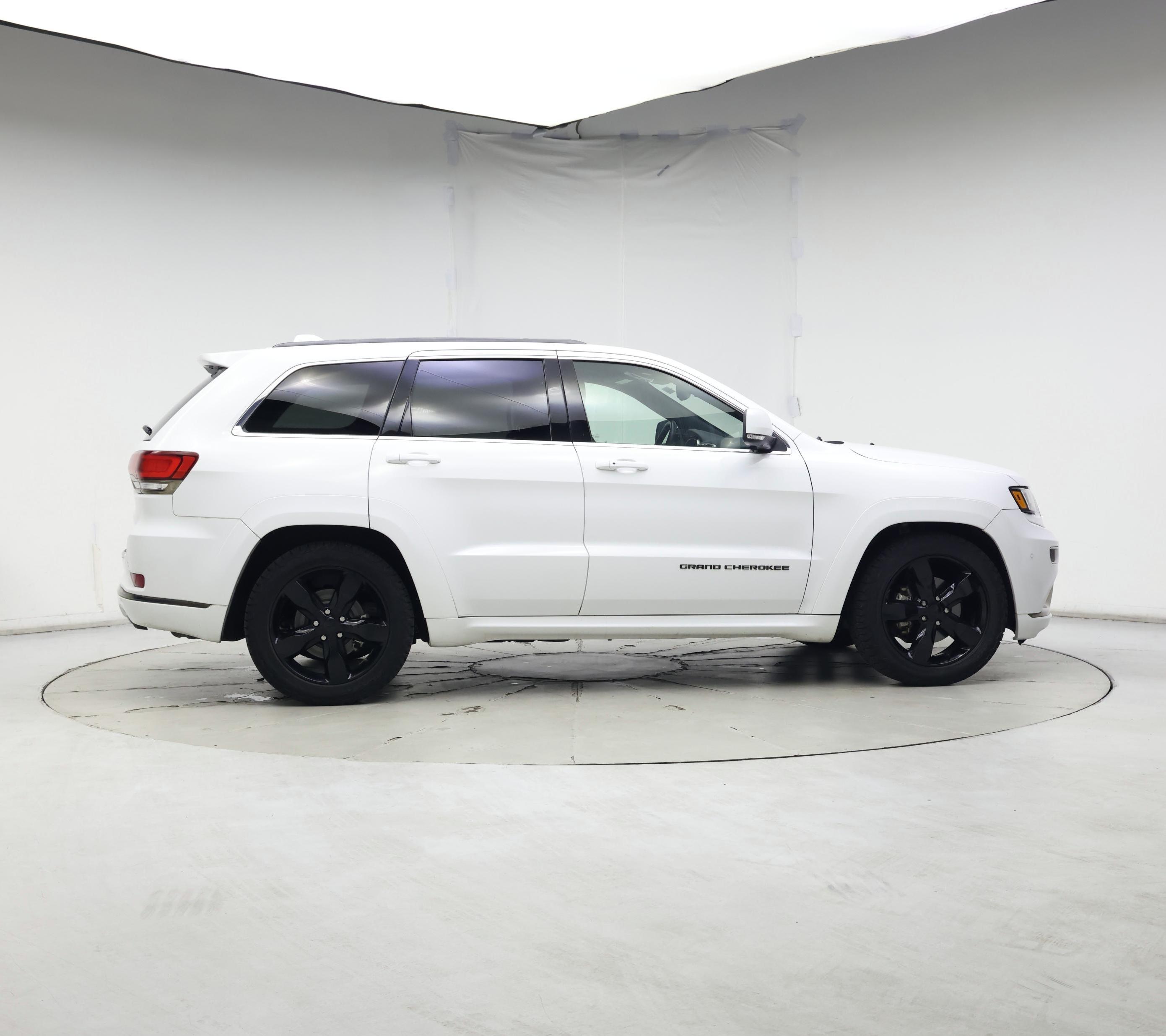 Thumbnail: 2016 Jeep Grand Cherokee - 7