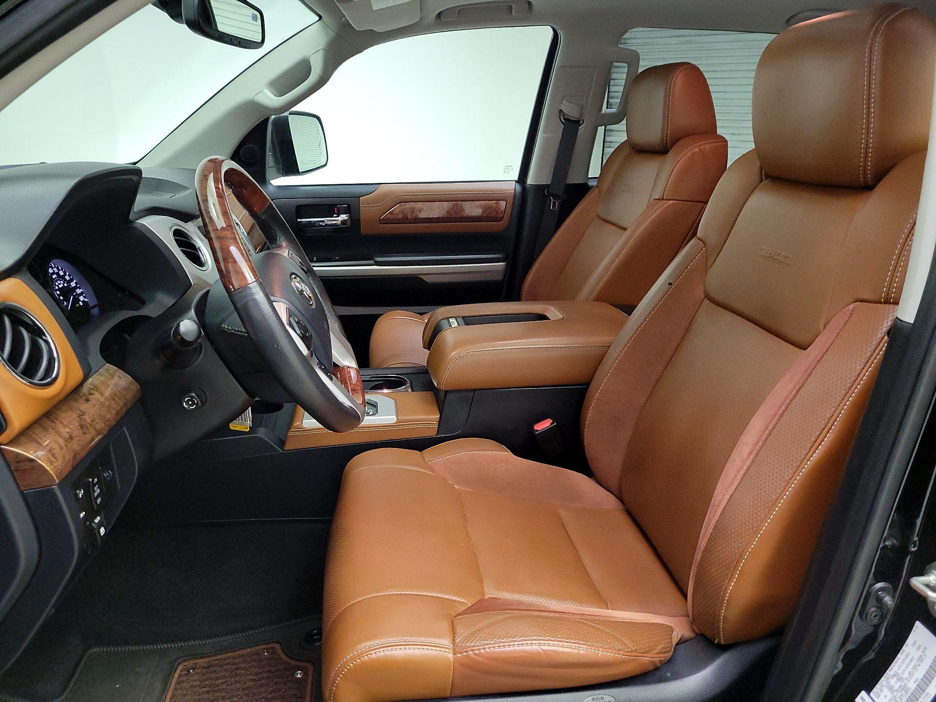 Thumbnail: 2018 Toyota Tundra - 11