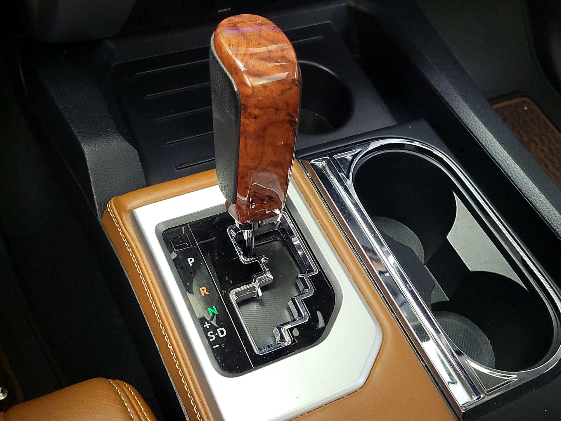 Thumbnail: 2018 Toyota Tundra - 17