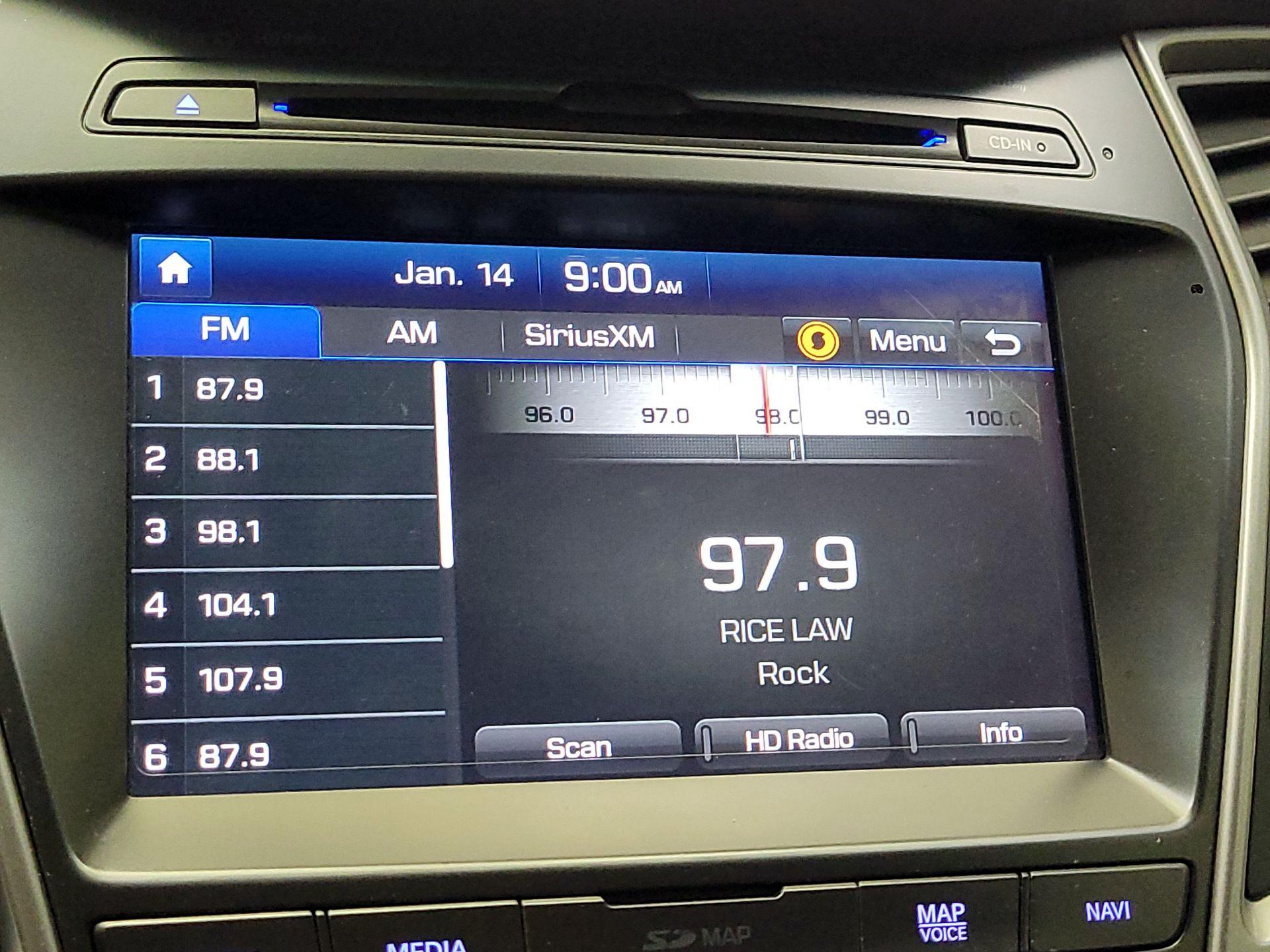 Thumbnail: 2017 Hyundai Santa Fe - 16