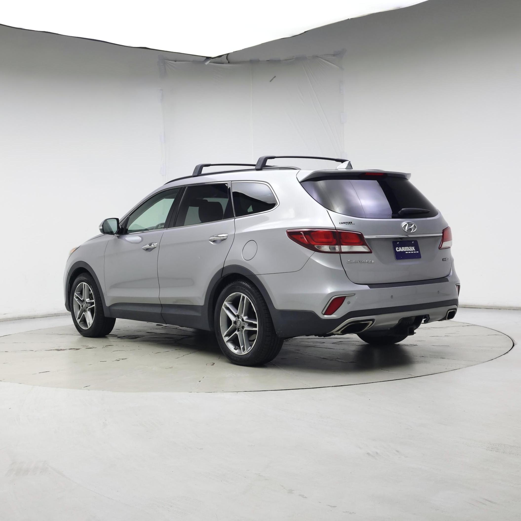 Thumbnail: 2017 Hyundai Santa Fe - 2