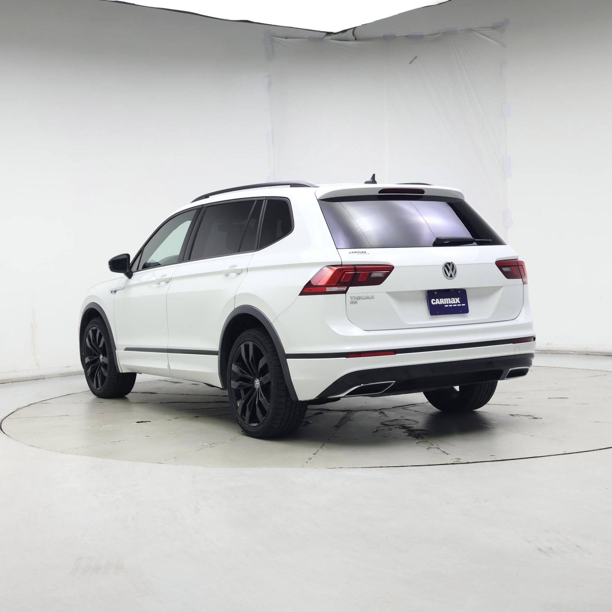 Thumbnail: 2021 Volkswagen Tiguan - 2