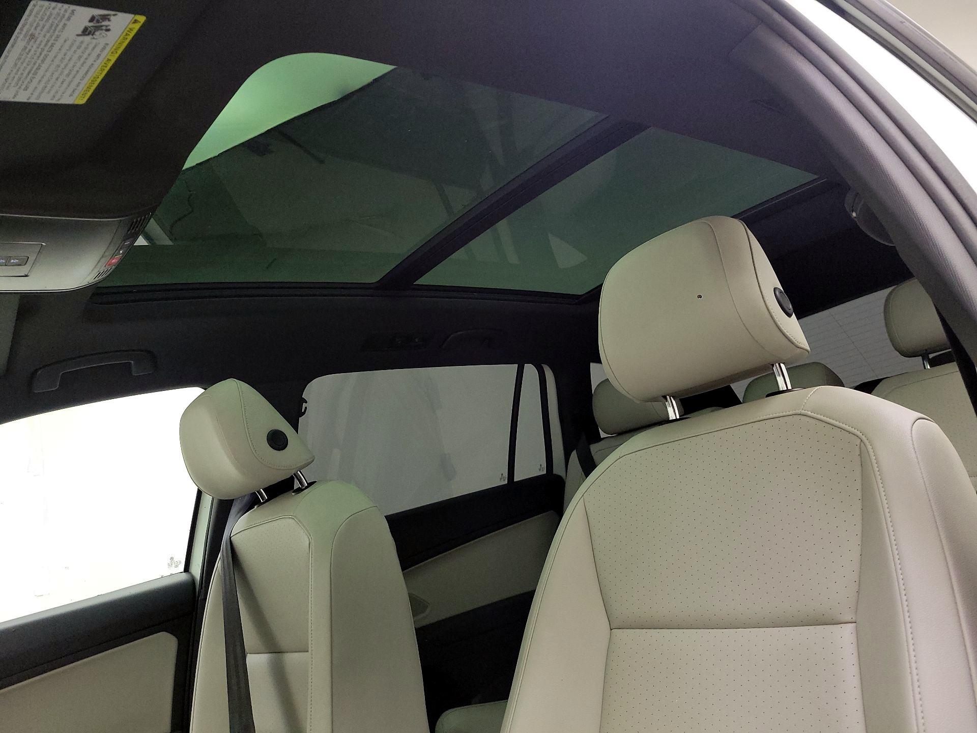 Thumbnail: 2021 Volkswagen Tiguan - 19