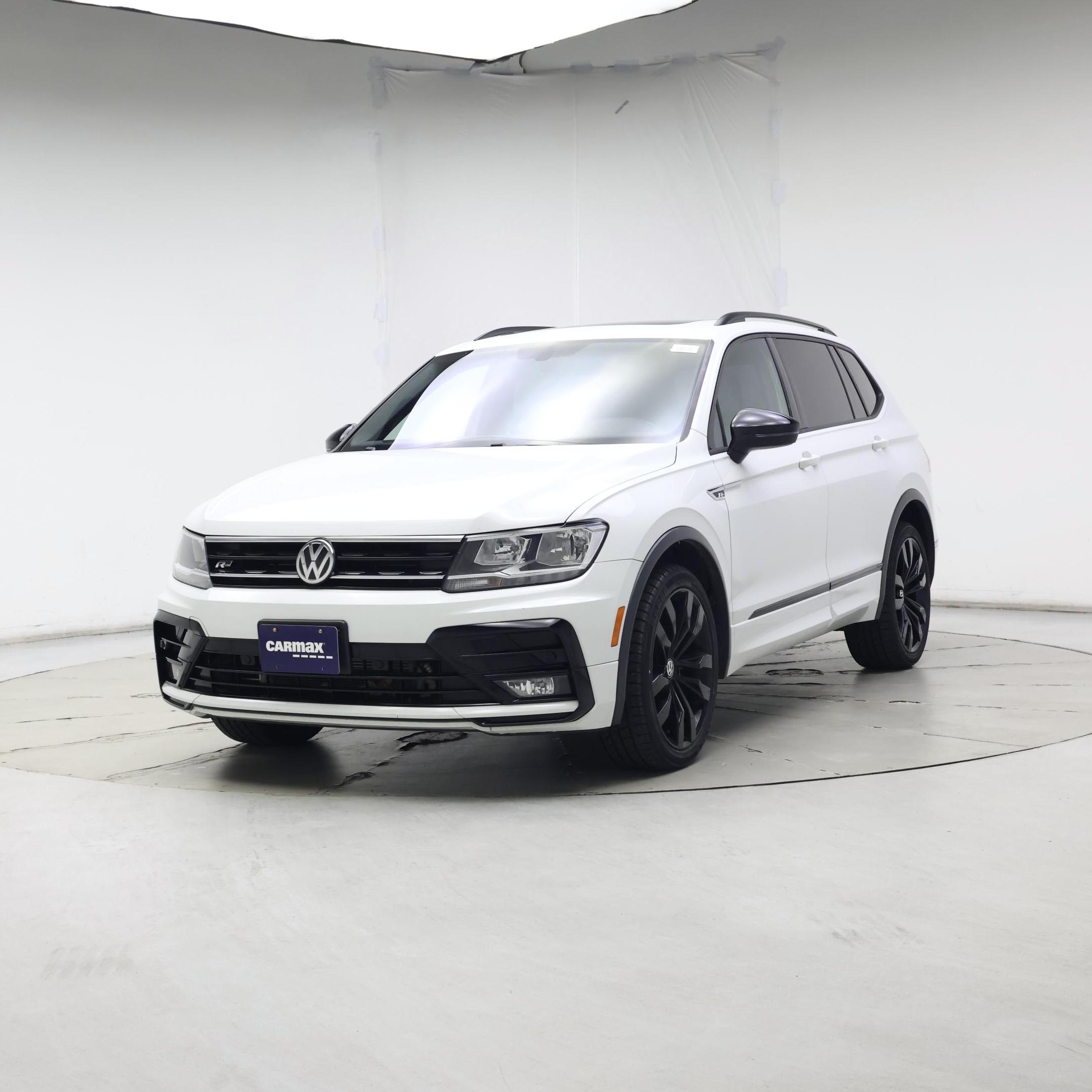 Thumbnail: 2021 Volkswagen Tiguan - 4