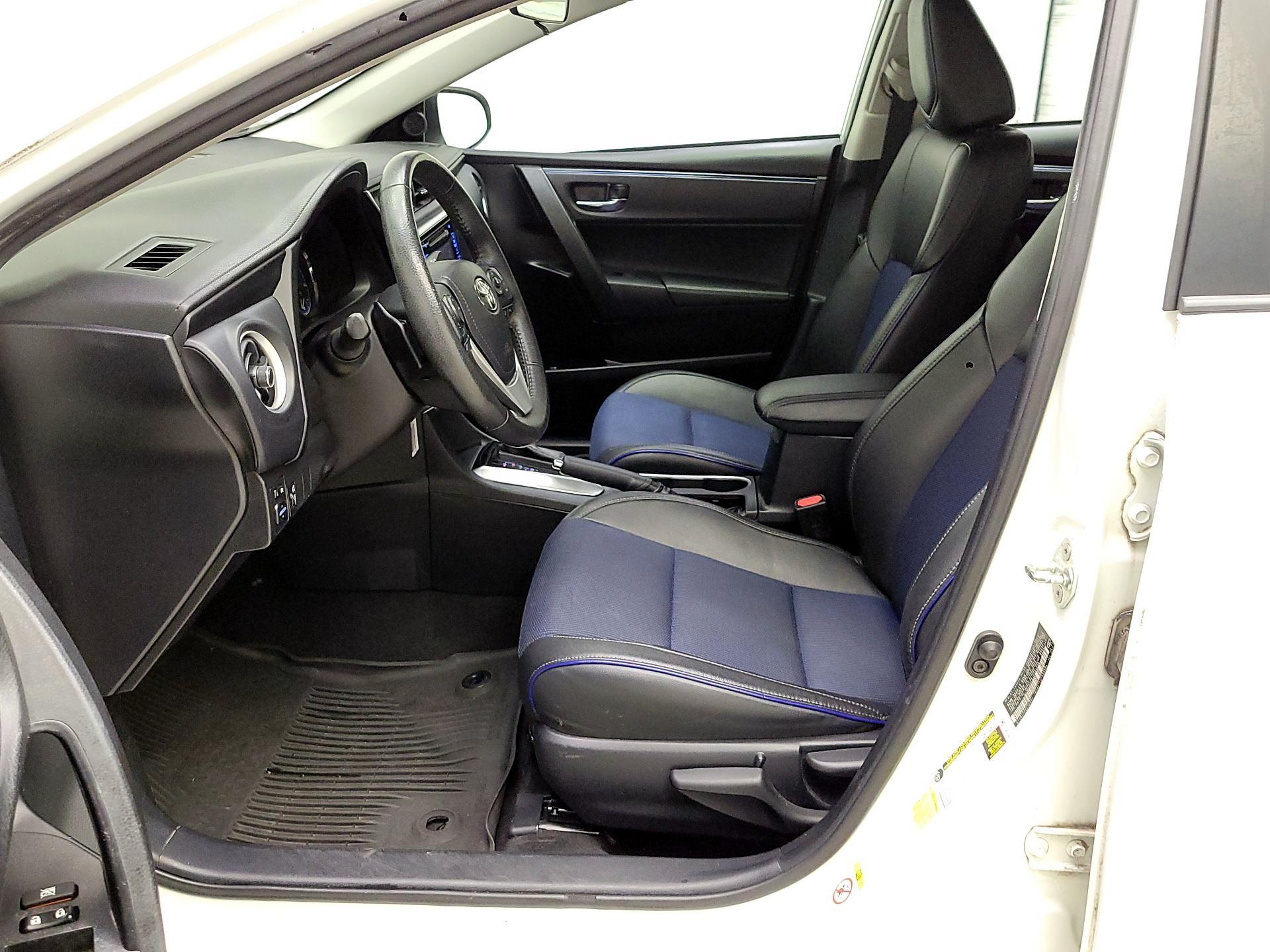 Thumbnail: 2018 Toyota Corolla - 11