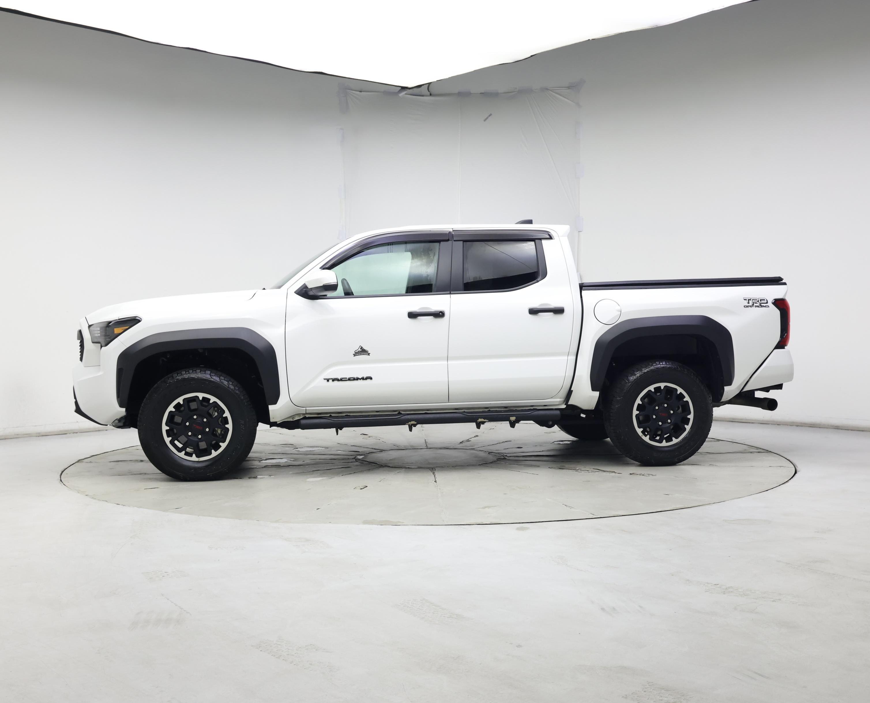 Thumbnail: 2024 Toyota Tacoma - 3