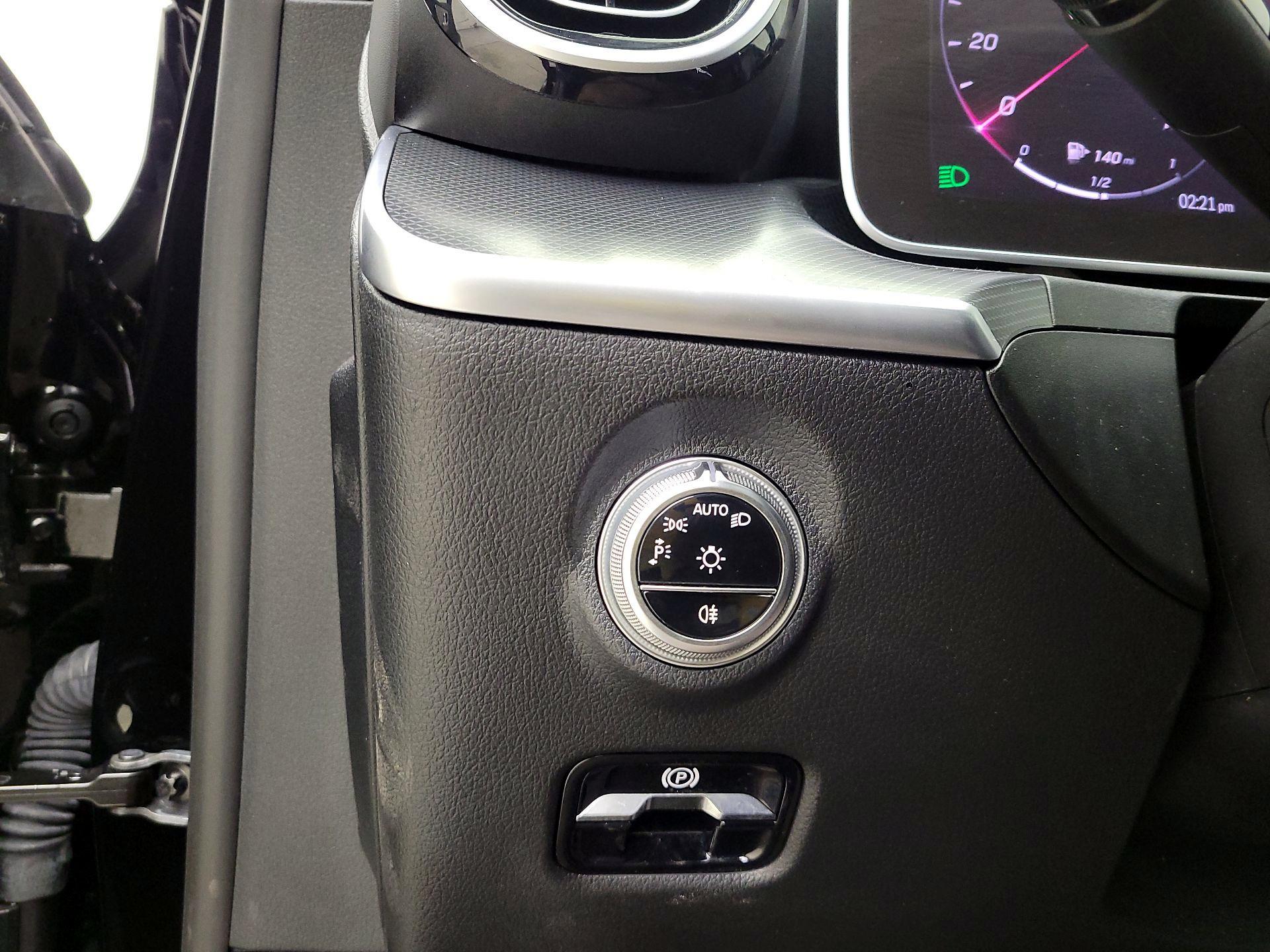 Thumbnail: 2024 Mercedes-Benz C-Class - 13