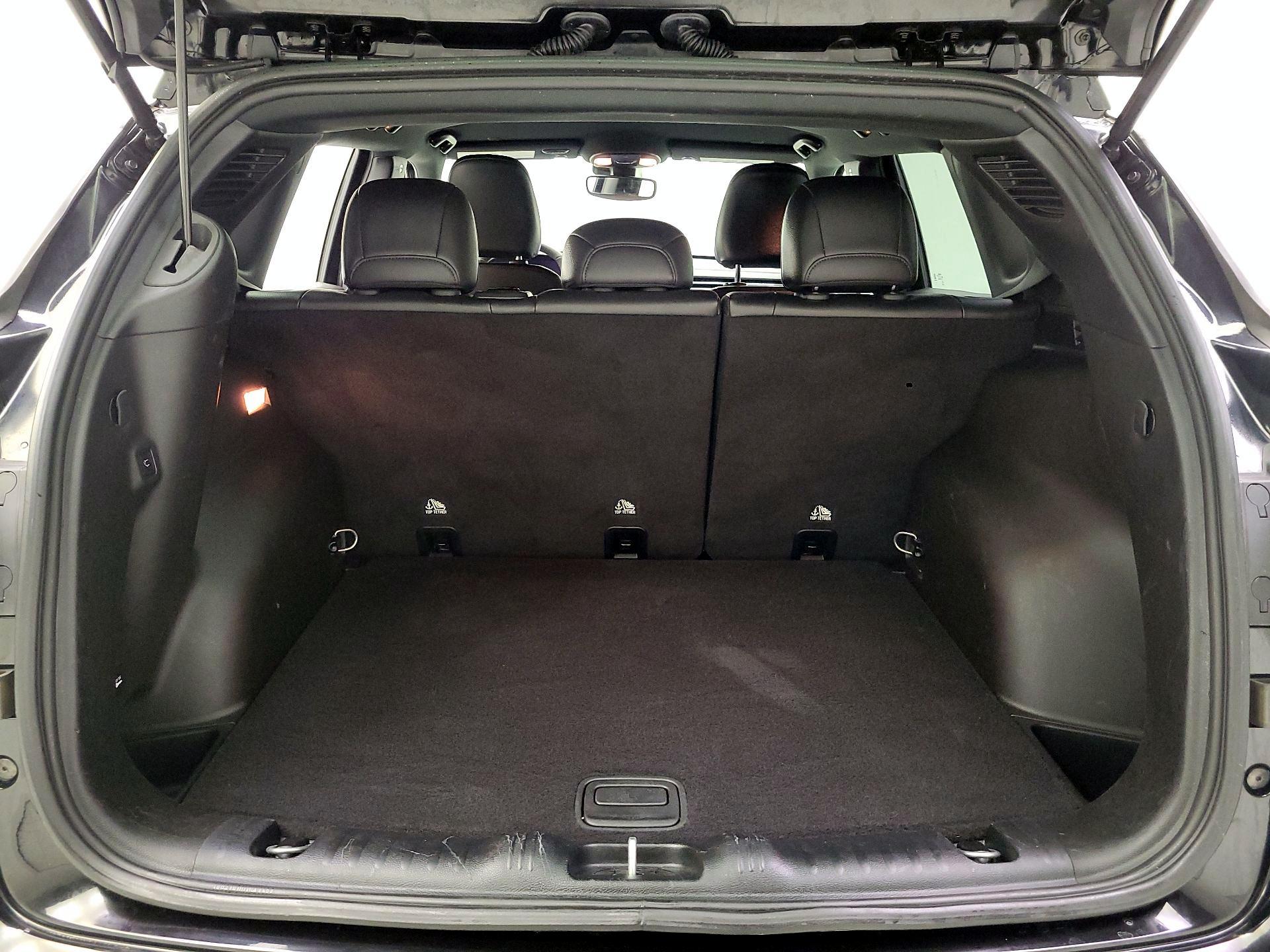 Thumbnail: 2023 Jeep Compass - 18