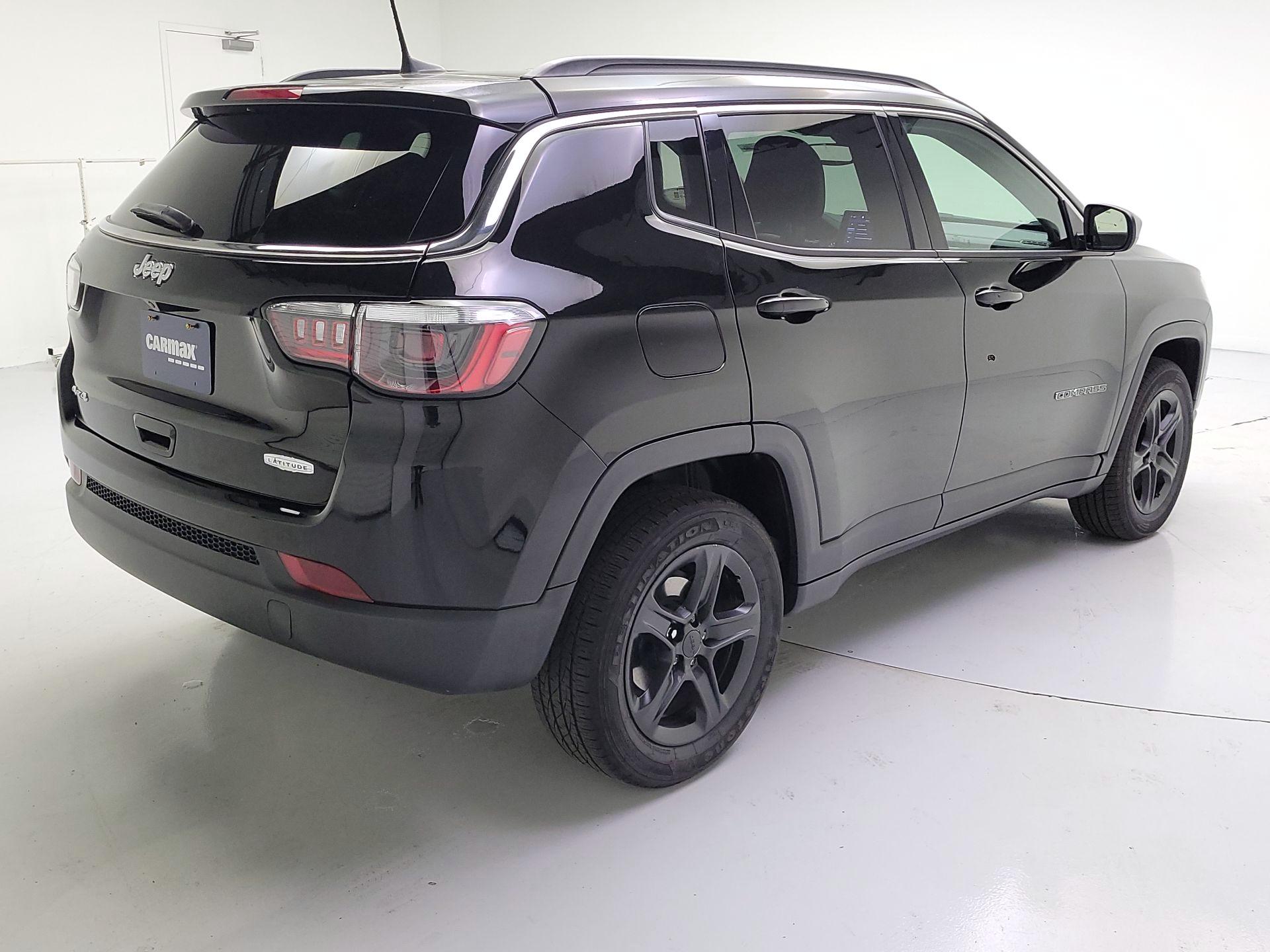 Thumbnail: 2023 Jeep Compass - 5