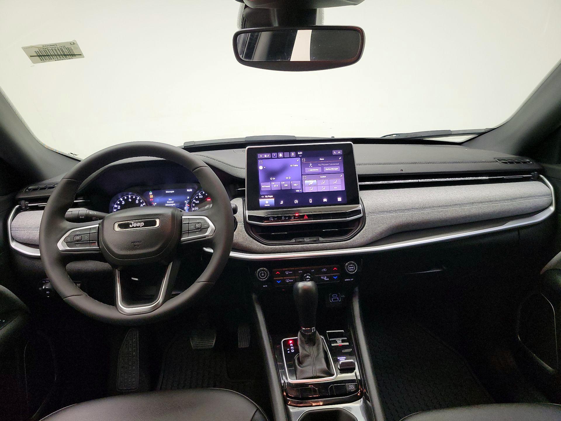 Thumbnail: 2023 Jeep Compass - 8