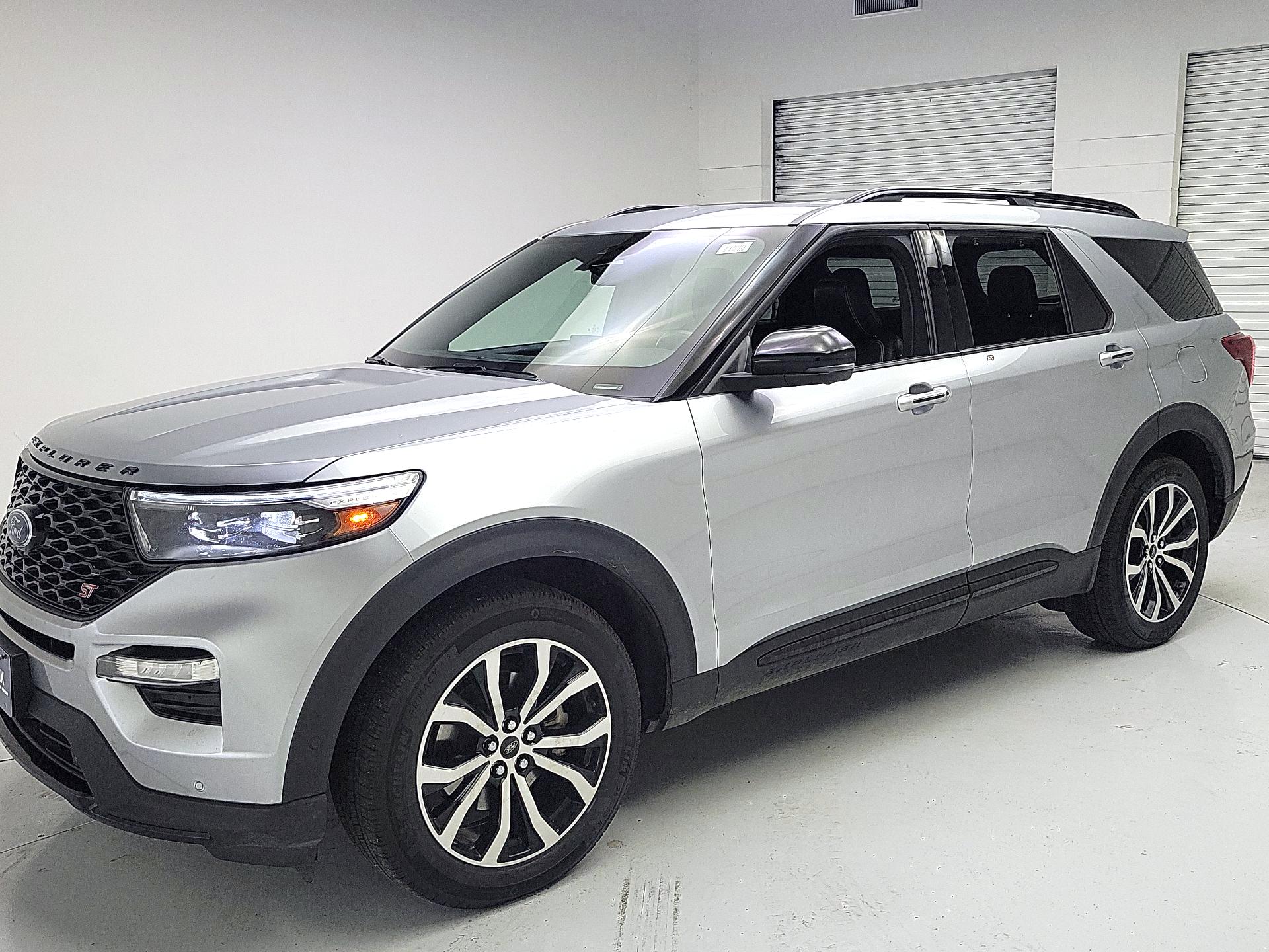 Thumbnail: 2020 Ford Explorer - 3
