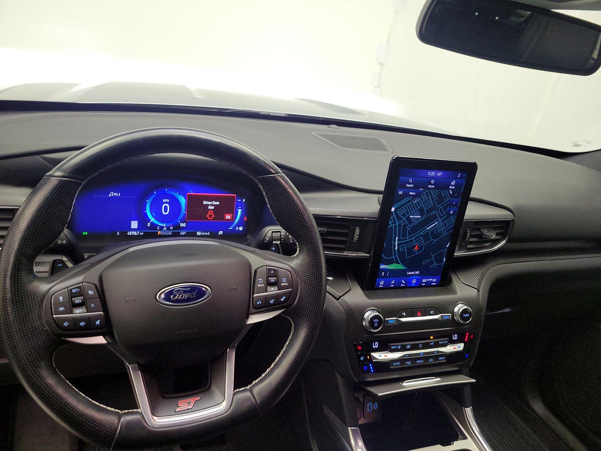 Thumbnail: 2020 Ford Explorer - 8