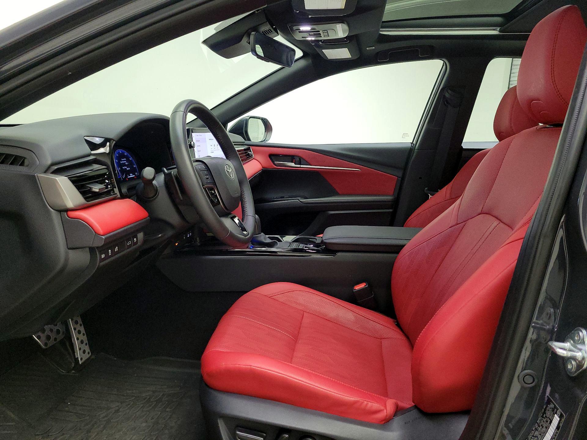 Thumbnail: 2025 Toyota Camry - 11