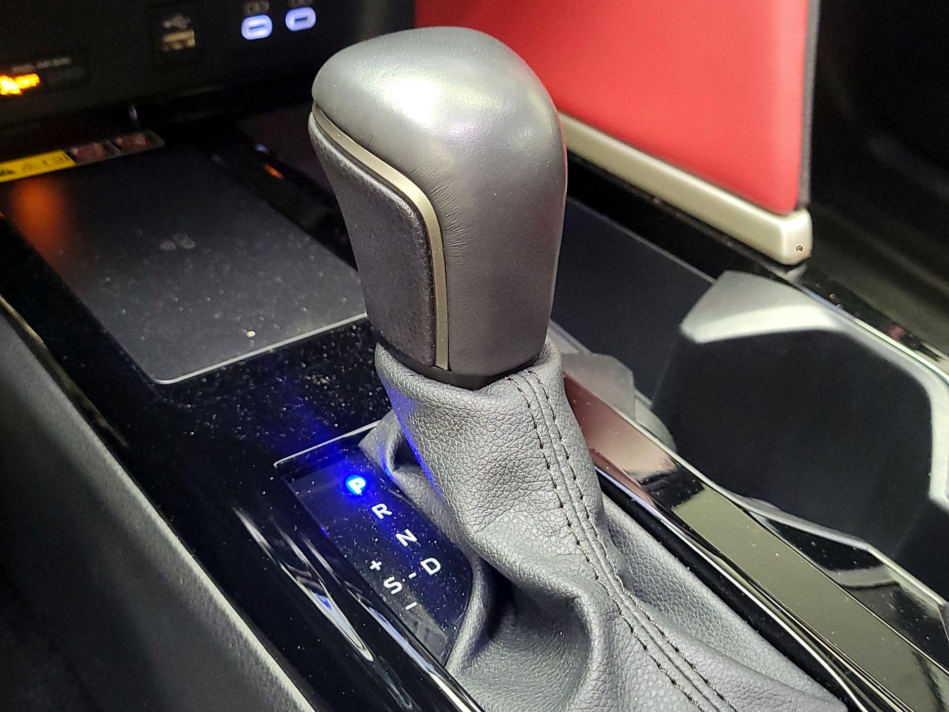 Thumbnail: 2025 Toyota Camry - 17